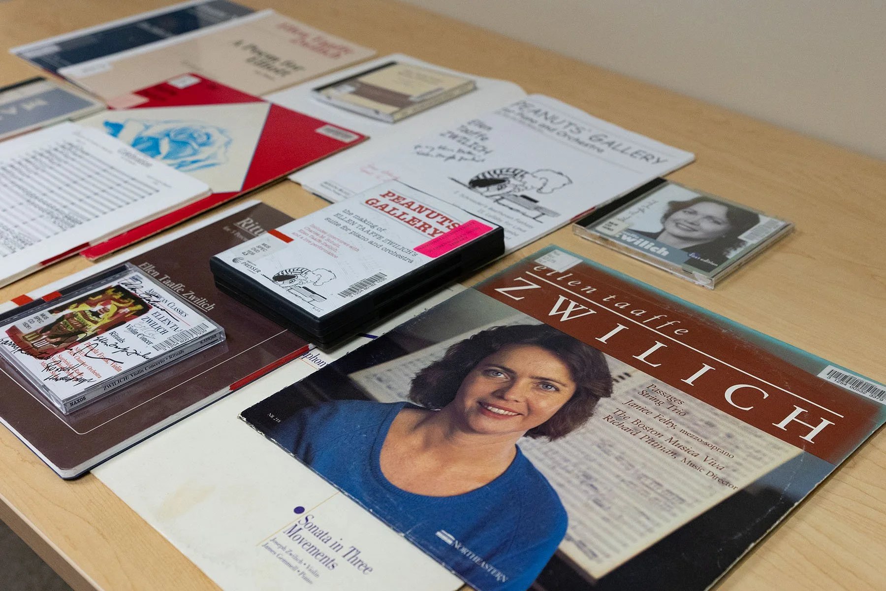 FLORIDA STATE UNIVERSITY NEWS ON THE LIBRARY OF CONGRESS ACQUISITION: ALUMNUS AND DISTINGUISHED PROFESSOR MUSIC  DONATES  COLLECTION