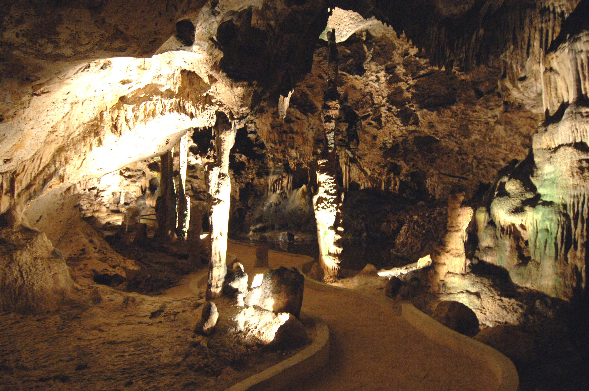 HATO_CAVES__CURACAO.jpg