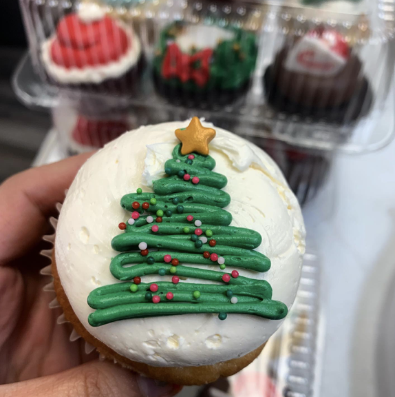 JB Cupcakes 2.png