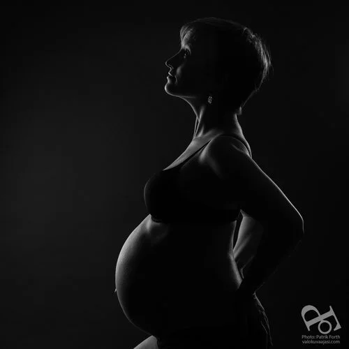 Raskauskuvaus / Gravidfotografering