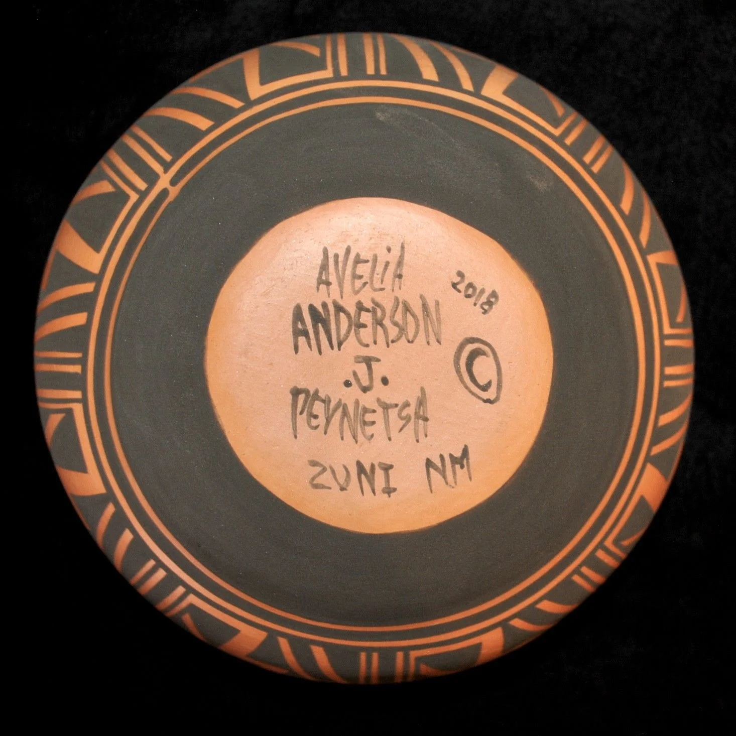 zuni.pot.4.jpeg