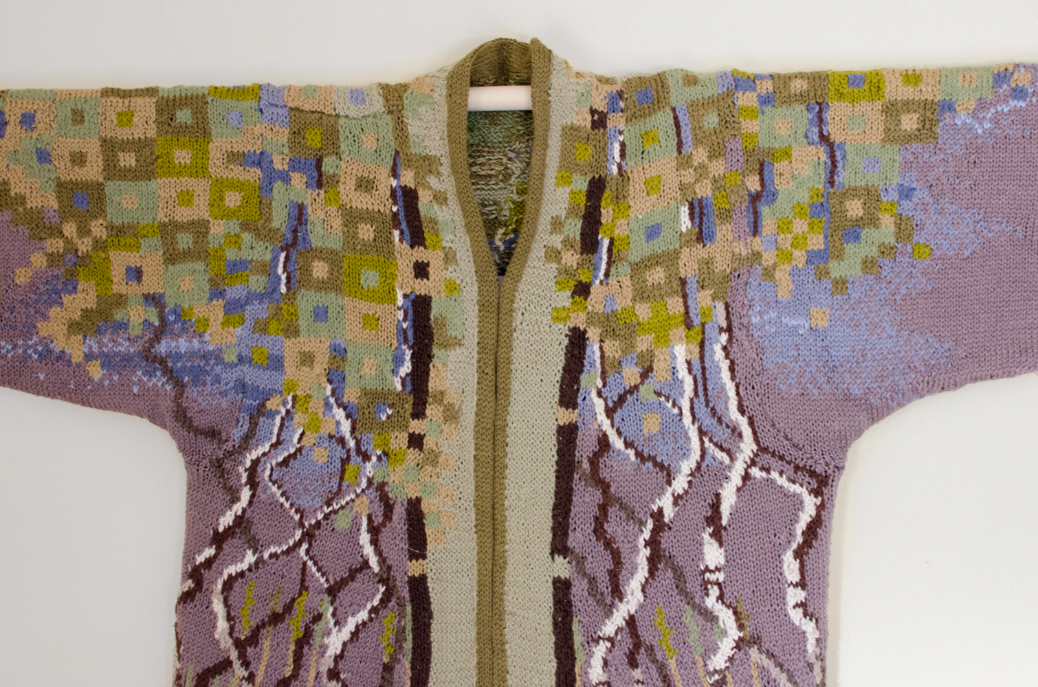 sweater-3a.jpg