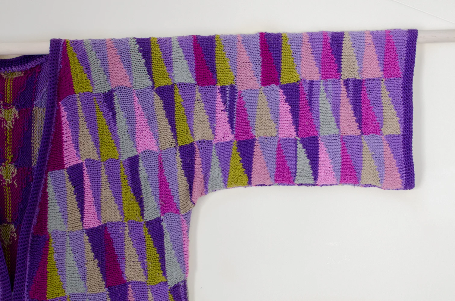 sweater-4a.jpg
