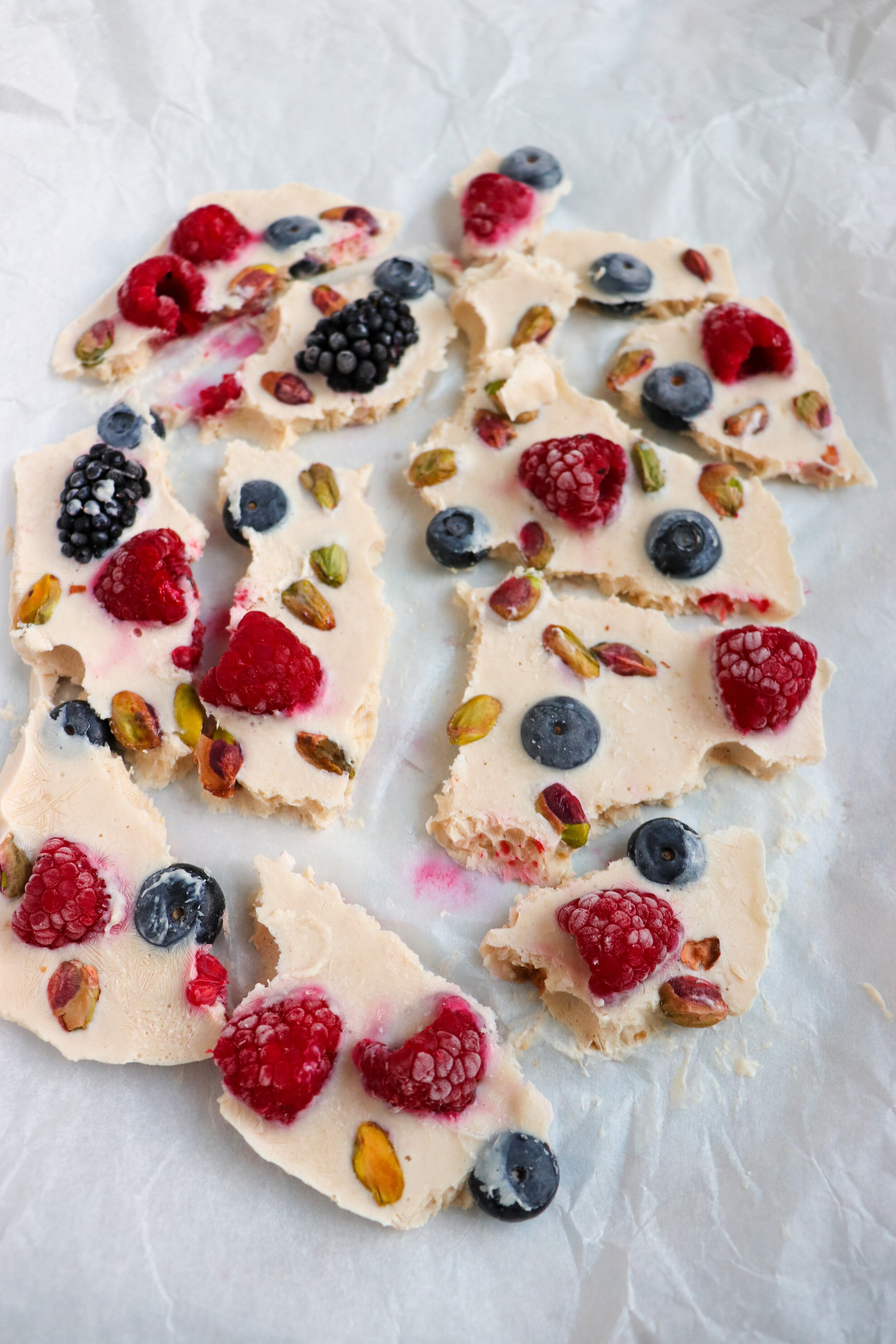 Frozen yogurt berry bark