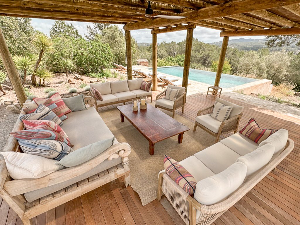 Pujol pergola looking out to pool.jpg