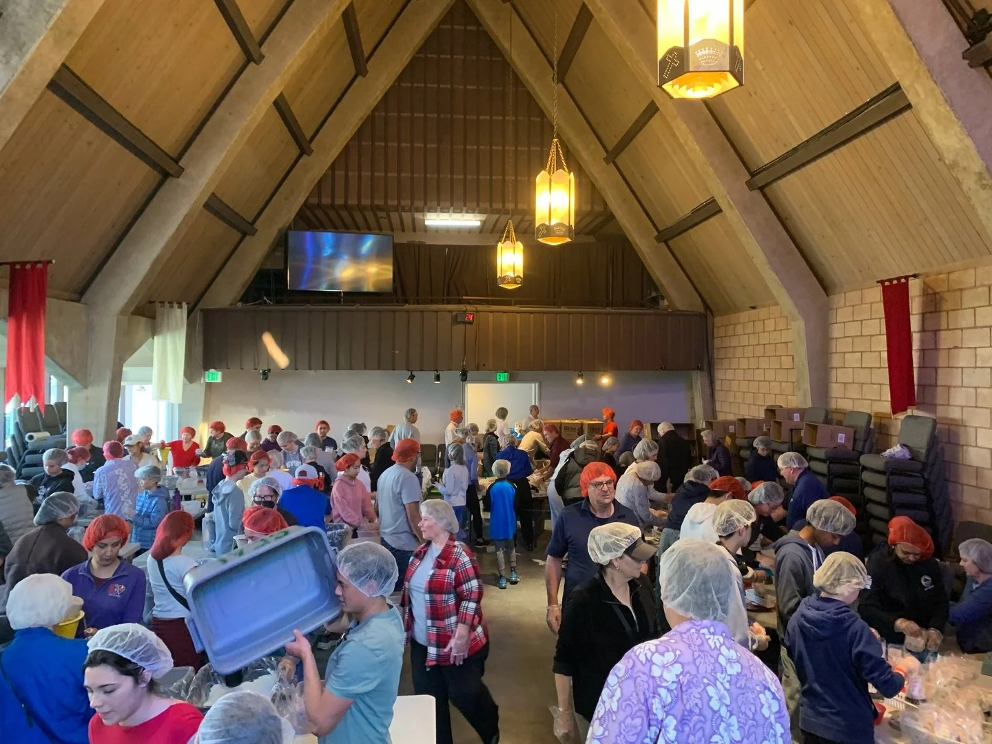 In collaboration with the San Carlos @lionsclubs and @riseagainsthunger and as part of @cityofsancarlos #weekofthefamily, we packed 20K meals this afternoon that will be sent to those in need, worldwide. Thanks to all who helped serve today!
