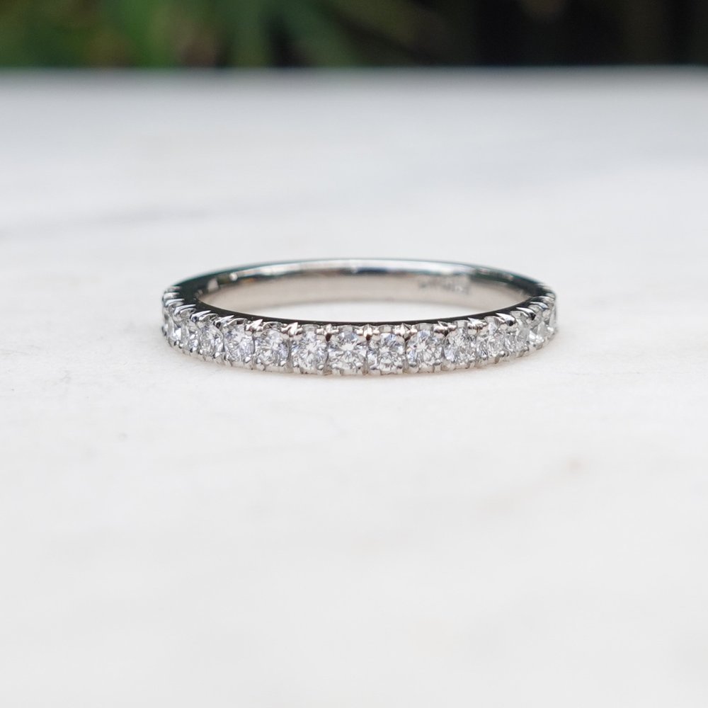 bert-jewellery-wedding-rings-twinkle-white-gold-alt.jpg