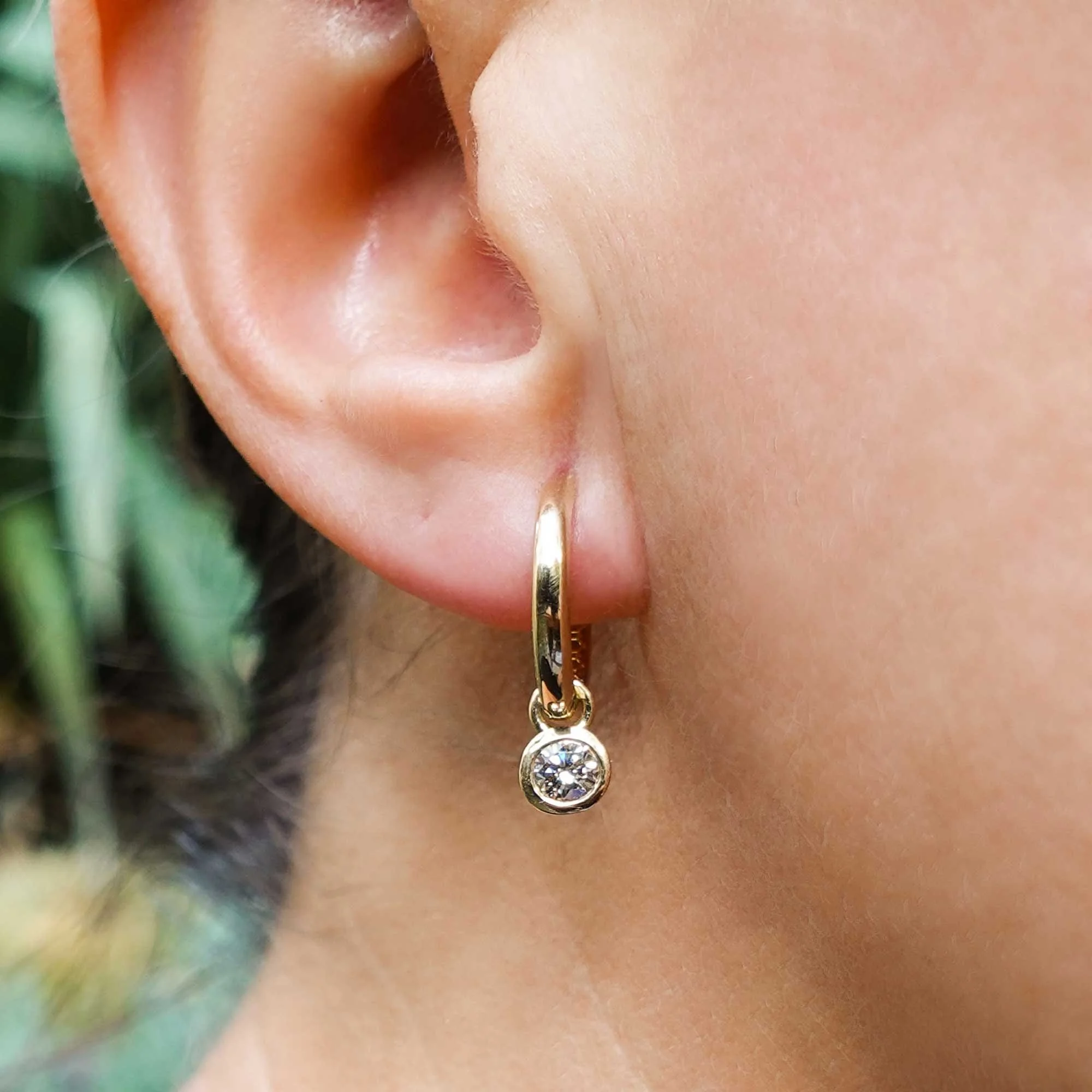 surround-white-diamond-hoop-earring.JPG