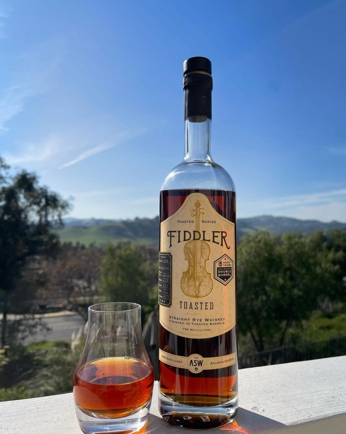 Starting to feel like spring, which calls for some tasty rye &ndash; as do most seasons, we've found. 

Many thanks to @whiskeyaddikt for the great photo!