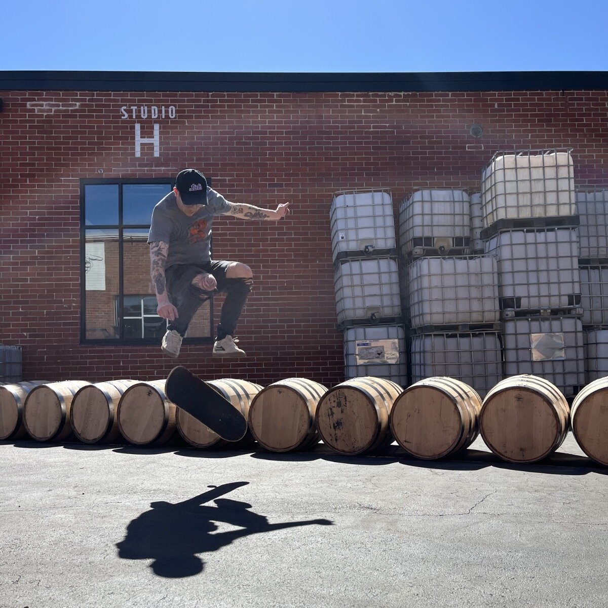 Scenes from the distillery with Distiller @_whitskey_

As one does when swelling barrels.

#bourbon #craftdistillery
