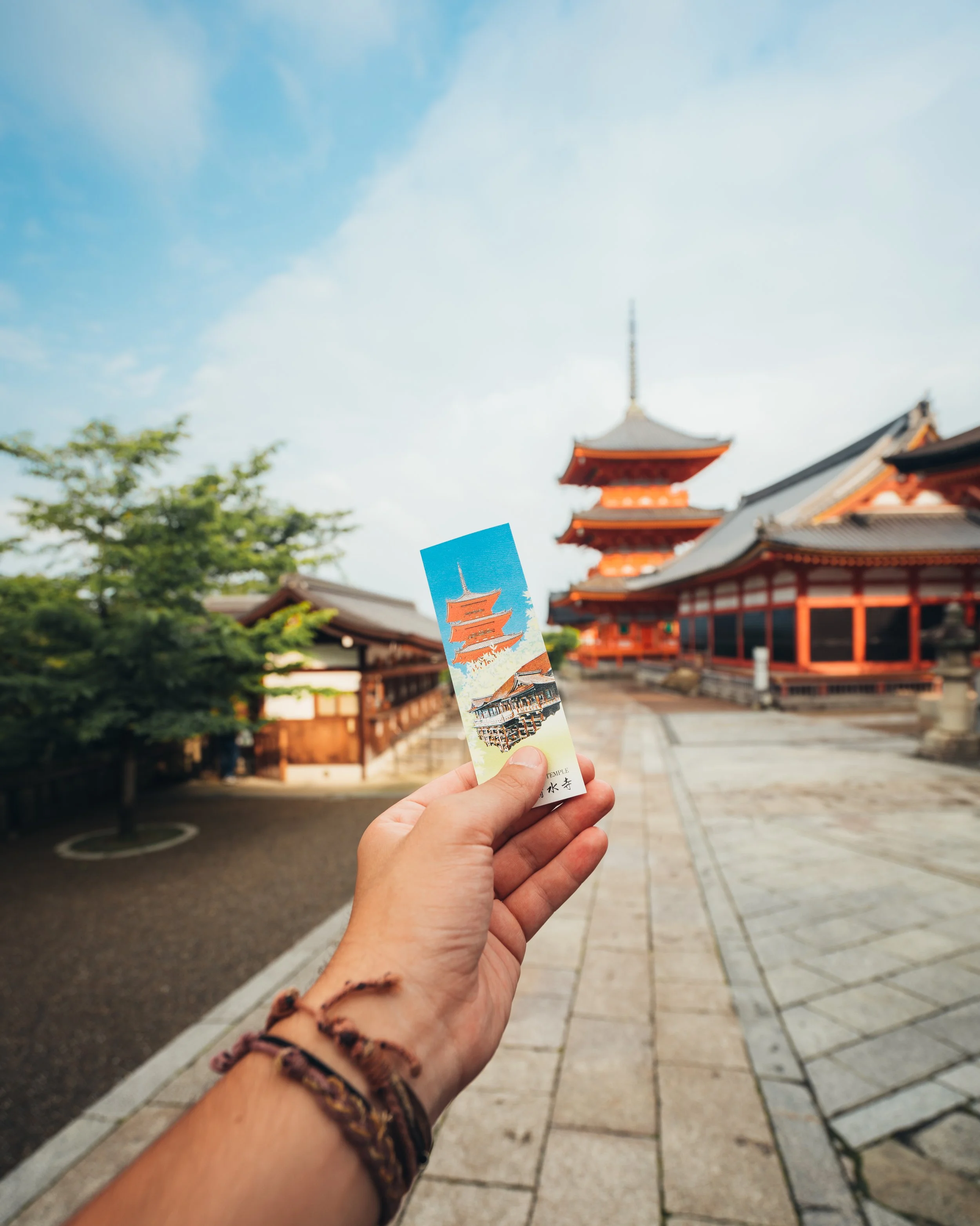 KyotoMyHandTemple.jpg