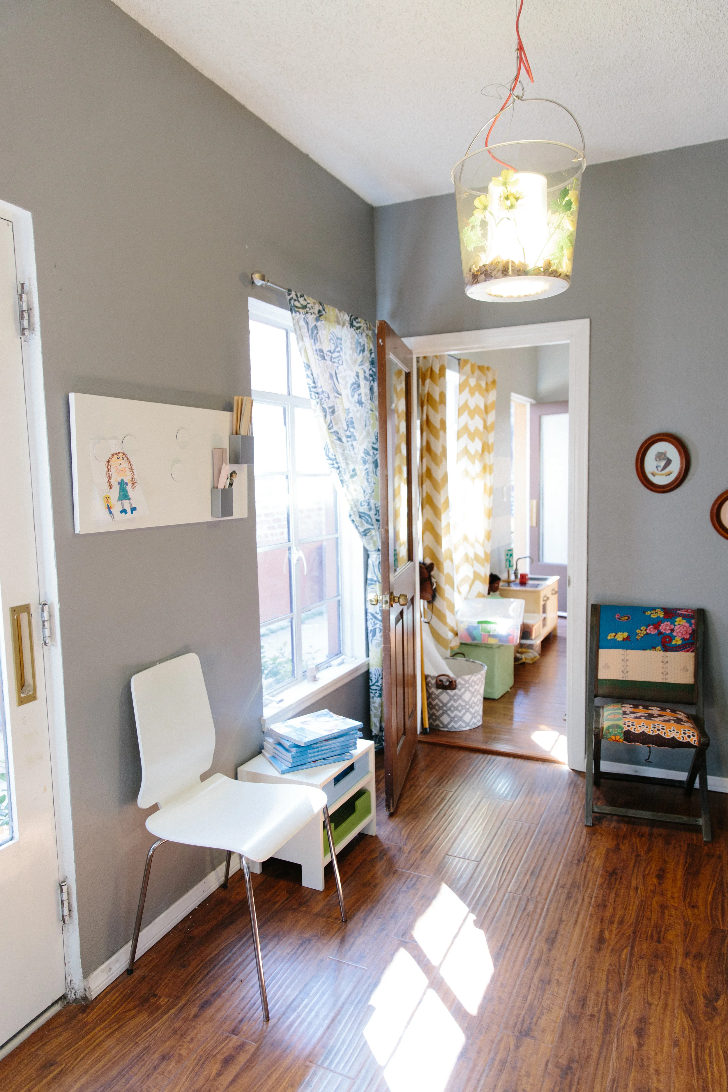 waiting-room-child-therapy-play-therapy-mental-health-counseling-copules-grief-loss-therapy.jpg