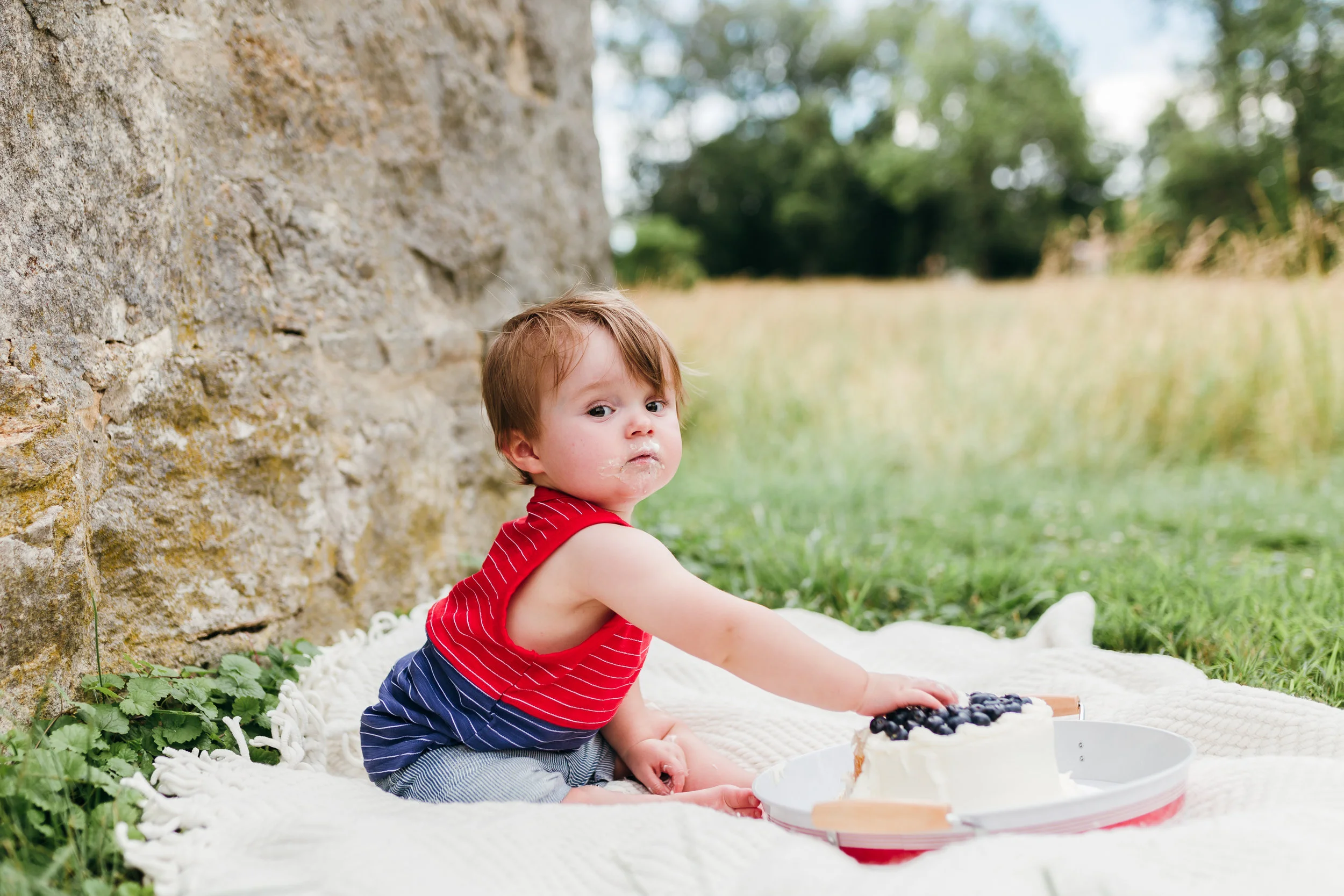 Owen Cake Smash Sneak Peek-5629.jpg