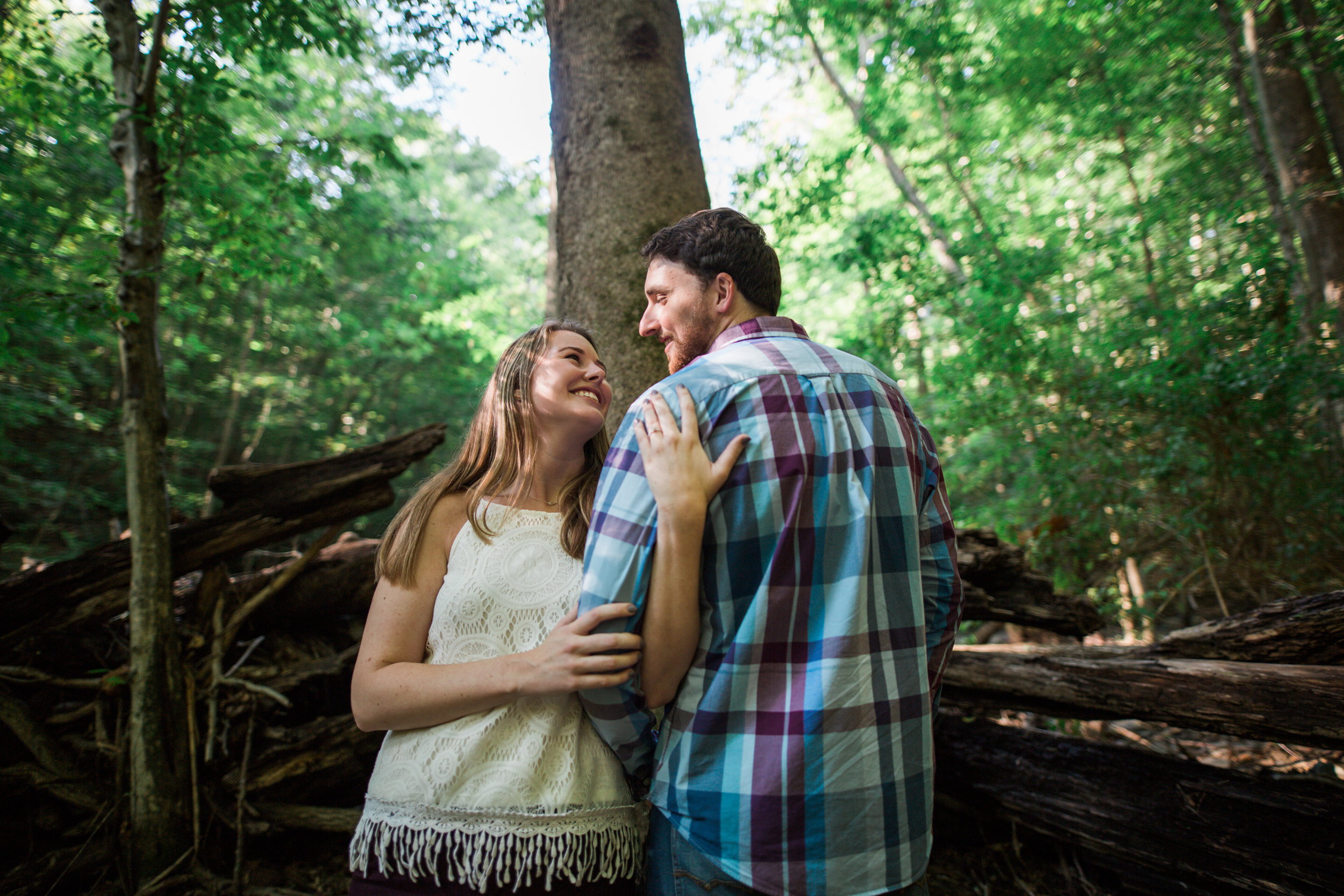 patapsco park engagement session -7.jpg