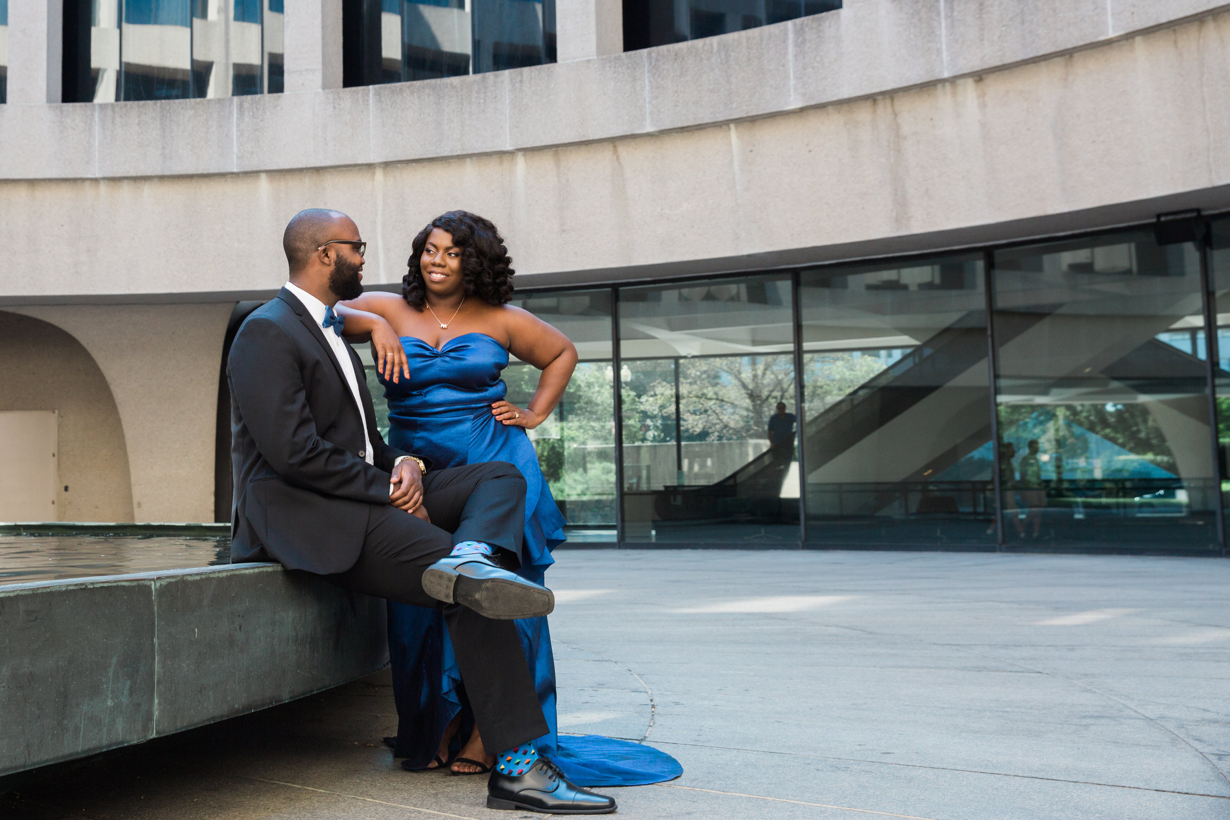 Washington DC Wedding Photographers Hishhorn Engagement-24.jpg