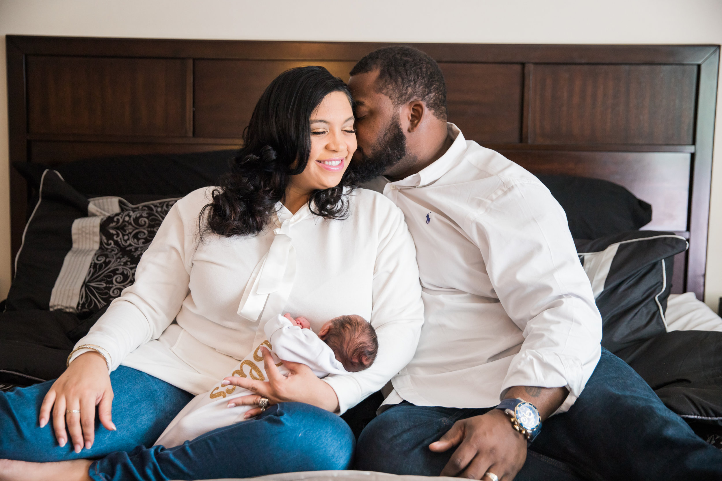 Maryland Maternity and Newborn Photography in Home Megapixels Media Black Mom Photographer-9.jpg