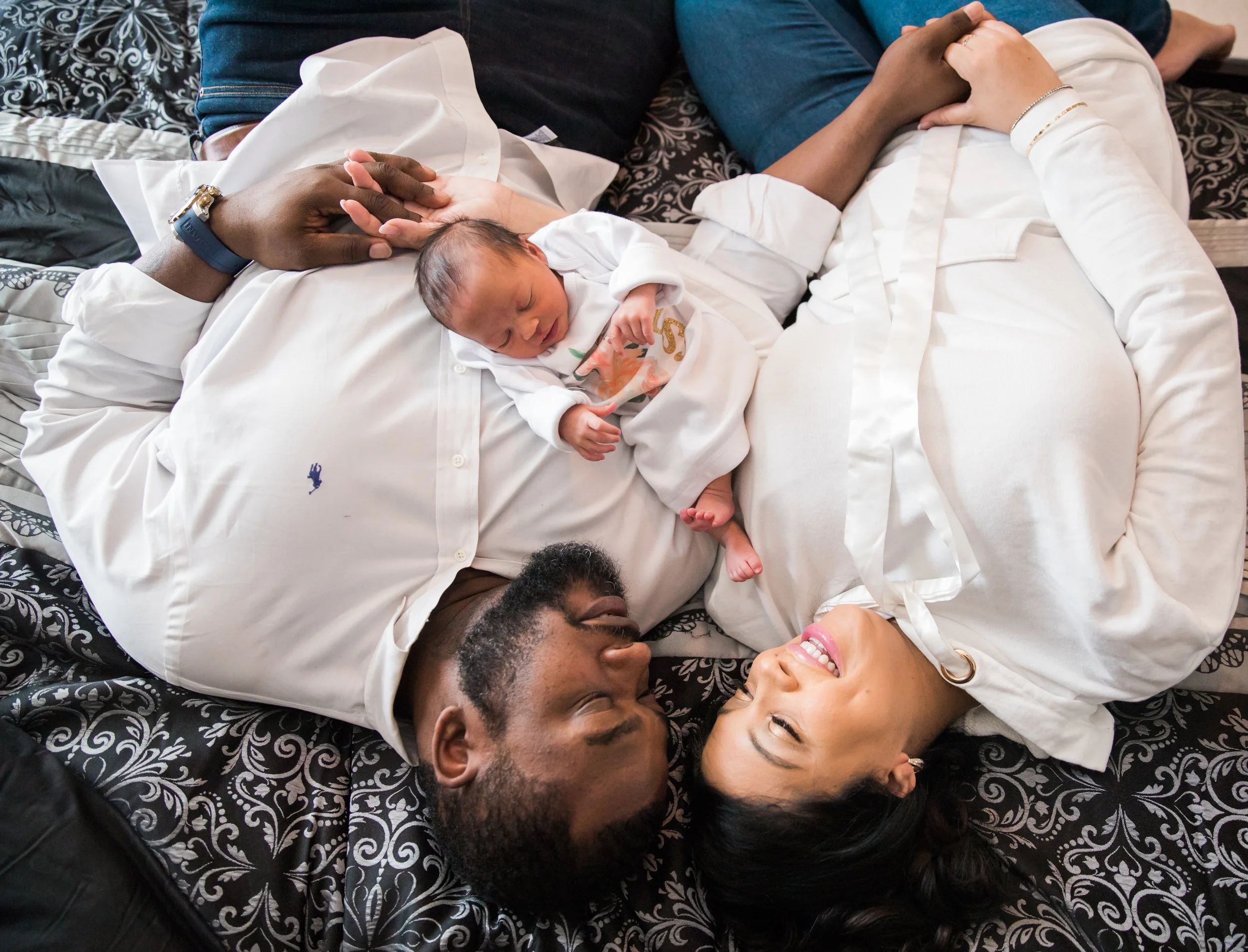 Maryland Maternity and Newborn Photography in Home Megapixels Media Black Mom Photographer-12.jpg