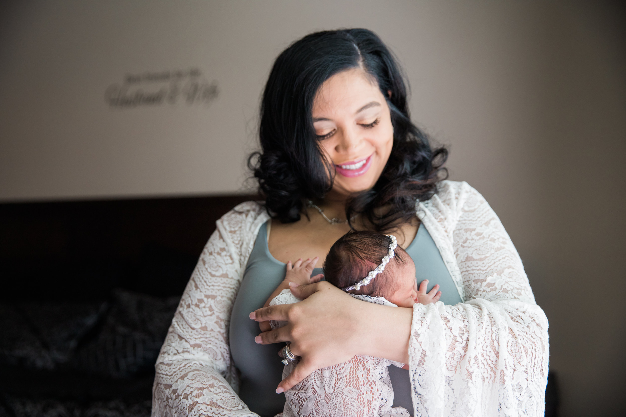 Maryland Maternity and Newborn Photography in Home Megapixels Media Black Mom Photographer-18.jpg