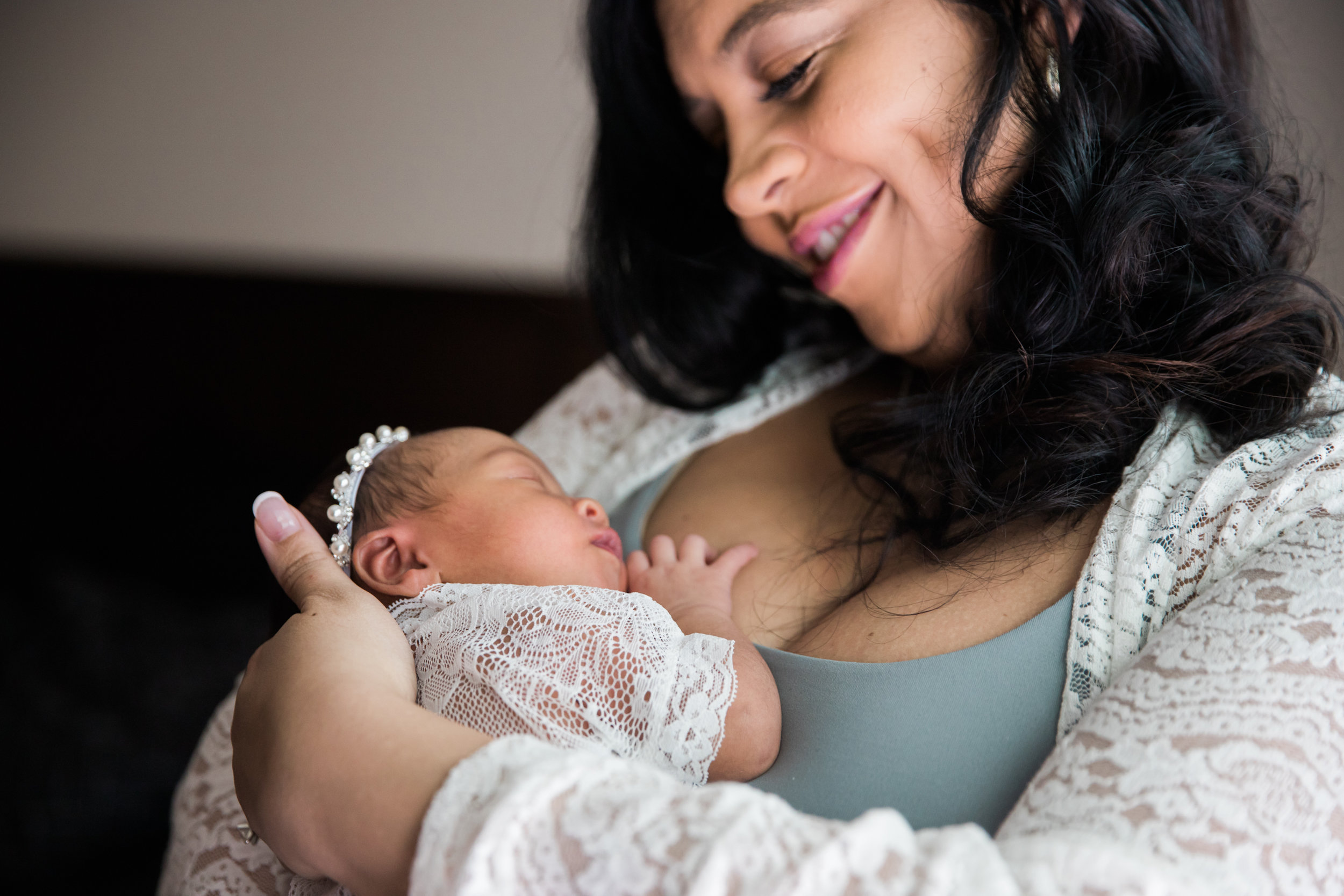 Maryland Maternity and Newborn Photography in Home Megapixels Media Black Mom Photographer-21.jpg