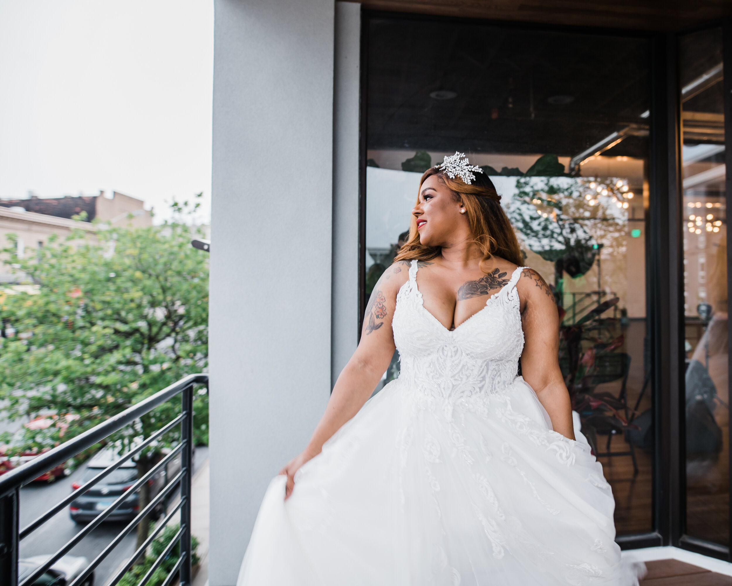 Curvy Bride with Tattoos Alternative Wedding at HABITAT at Seya in Baltimore City Maryland Wedding Photographers Megapixels Media Photography Black Husband and WWife Photographers (15 of 32).jpg