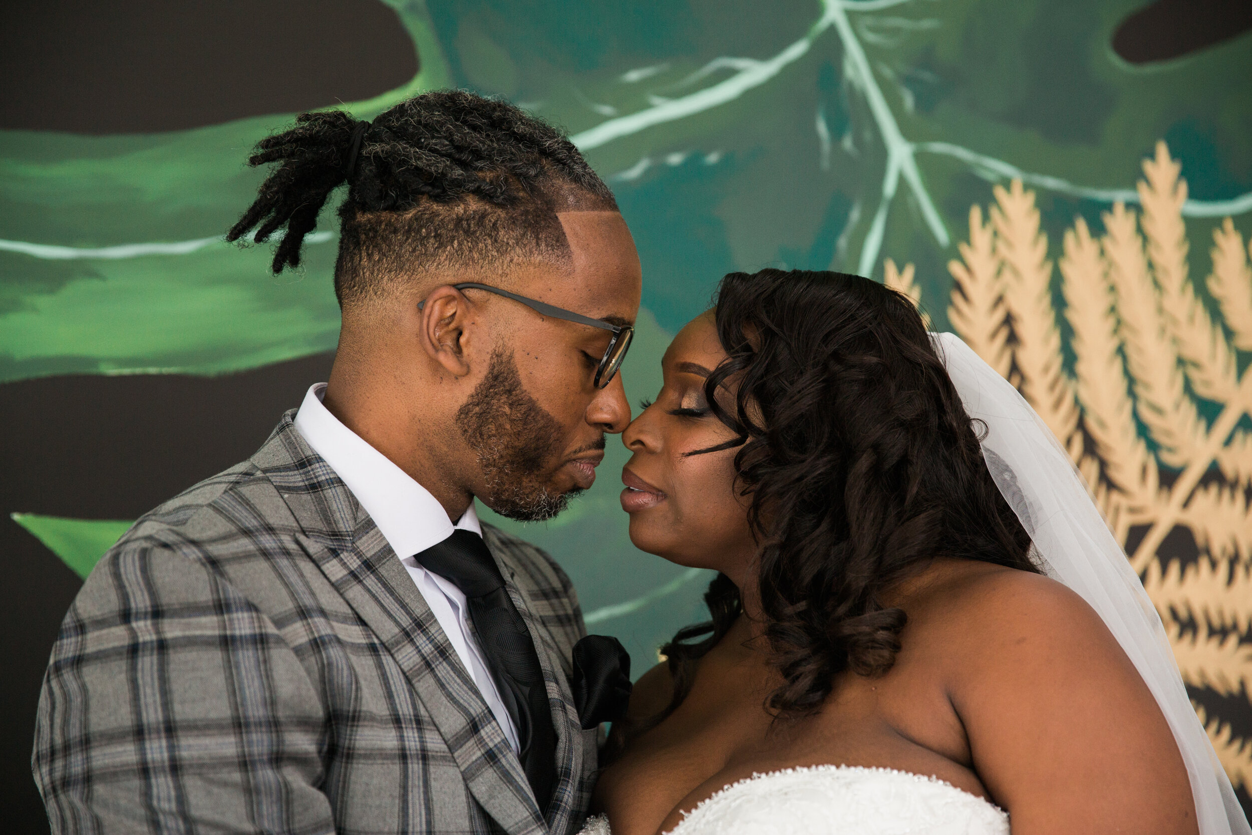 Silver and Black Wedding at Habitat at Seya in Baltimore City MAryland Husband and wife wedding photographers Megapixels Media Photography Curvy Bride (28 of 79).jpg