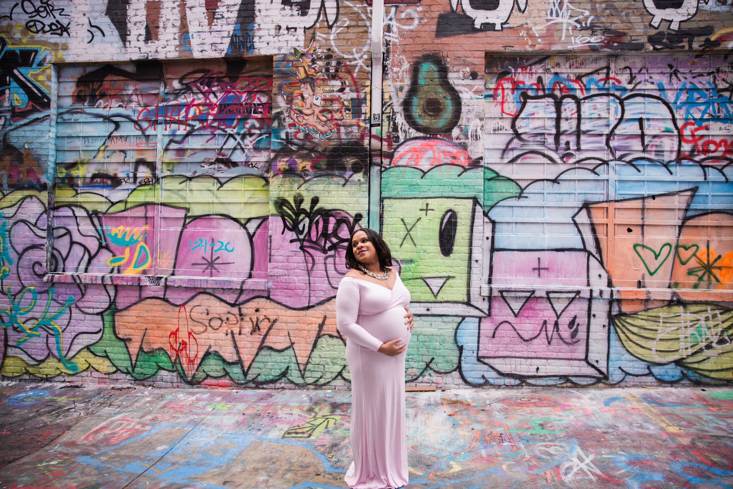 Best Maternity Photographer in Baltimore Maryland Maternity Session at Graffiti Alley in Baltimore Megapixels Media-18.jpg