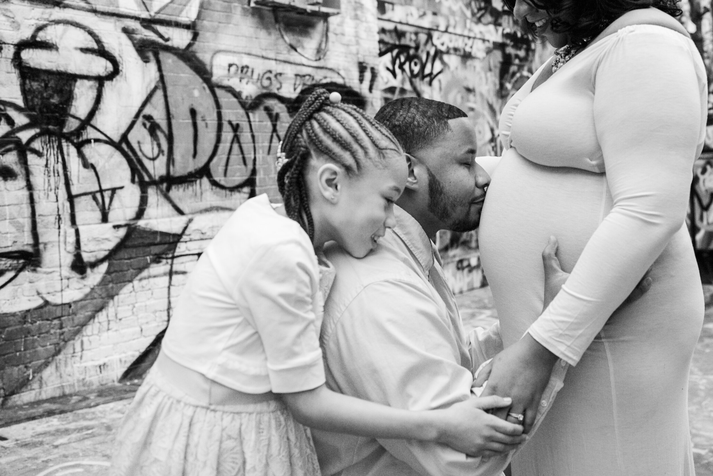 Best Maternity Photographer in Baltimore Maryland Maternity Session at Graffiti Alley in Baltimore Megapixels Media-27.jpg