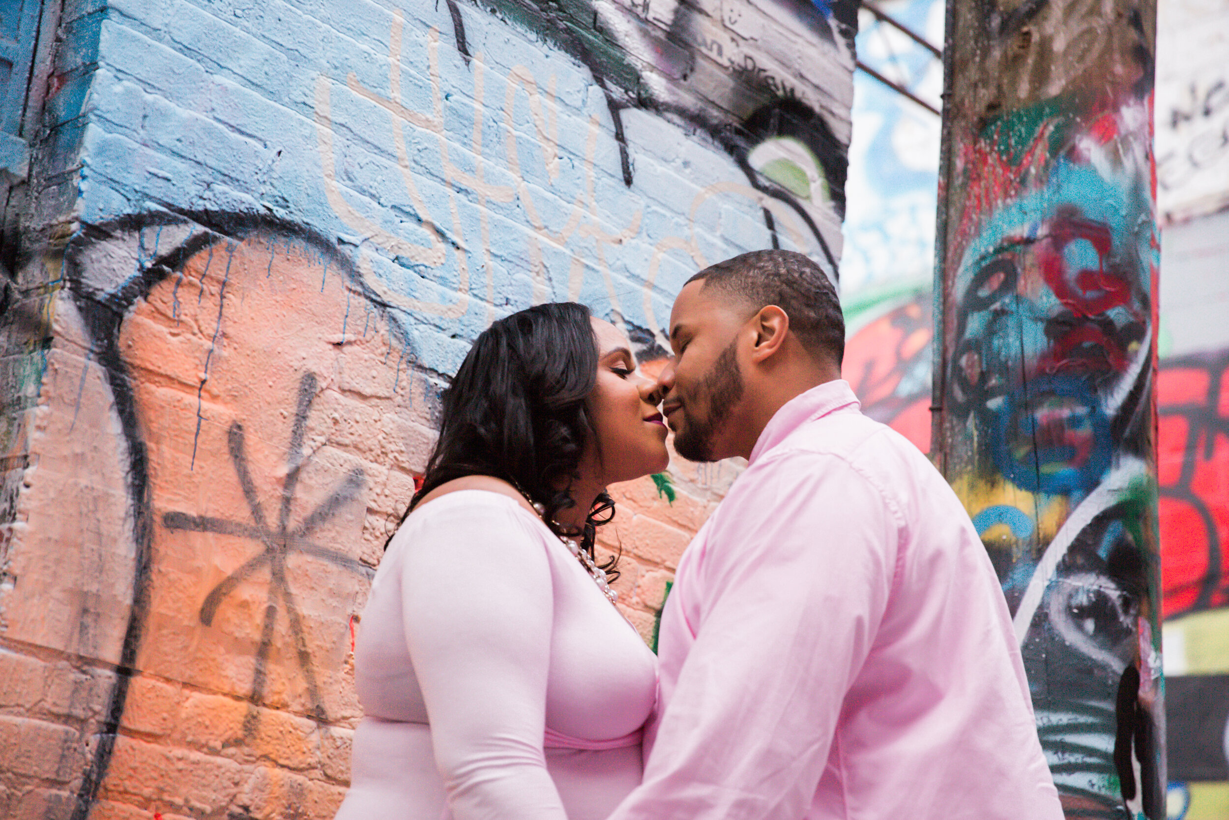 Best Maternity Photographer in Baltimore Maryland Maternity Session at Graffiti Alley in Baltimore Megapixels Media-30.jpg