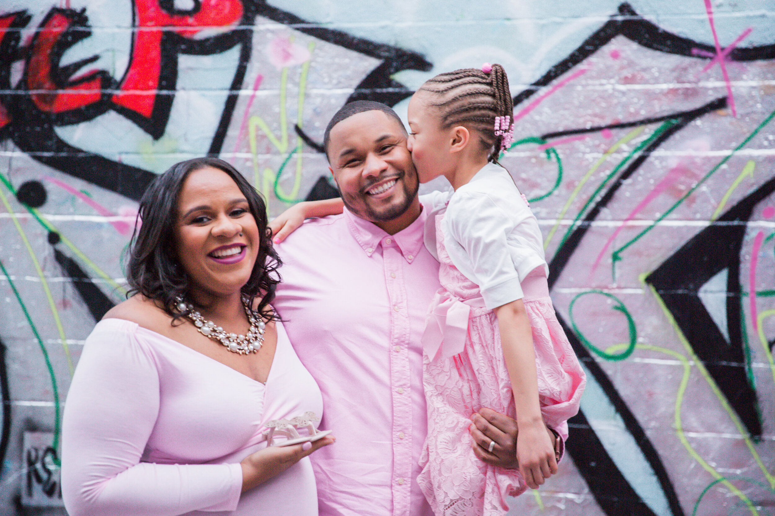 Best Maternity Photographer in Baltimore Maryland Maternity Session at Graffiti Alley in Baltimore Megapixels Media-40.jpg