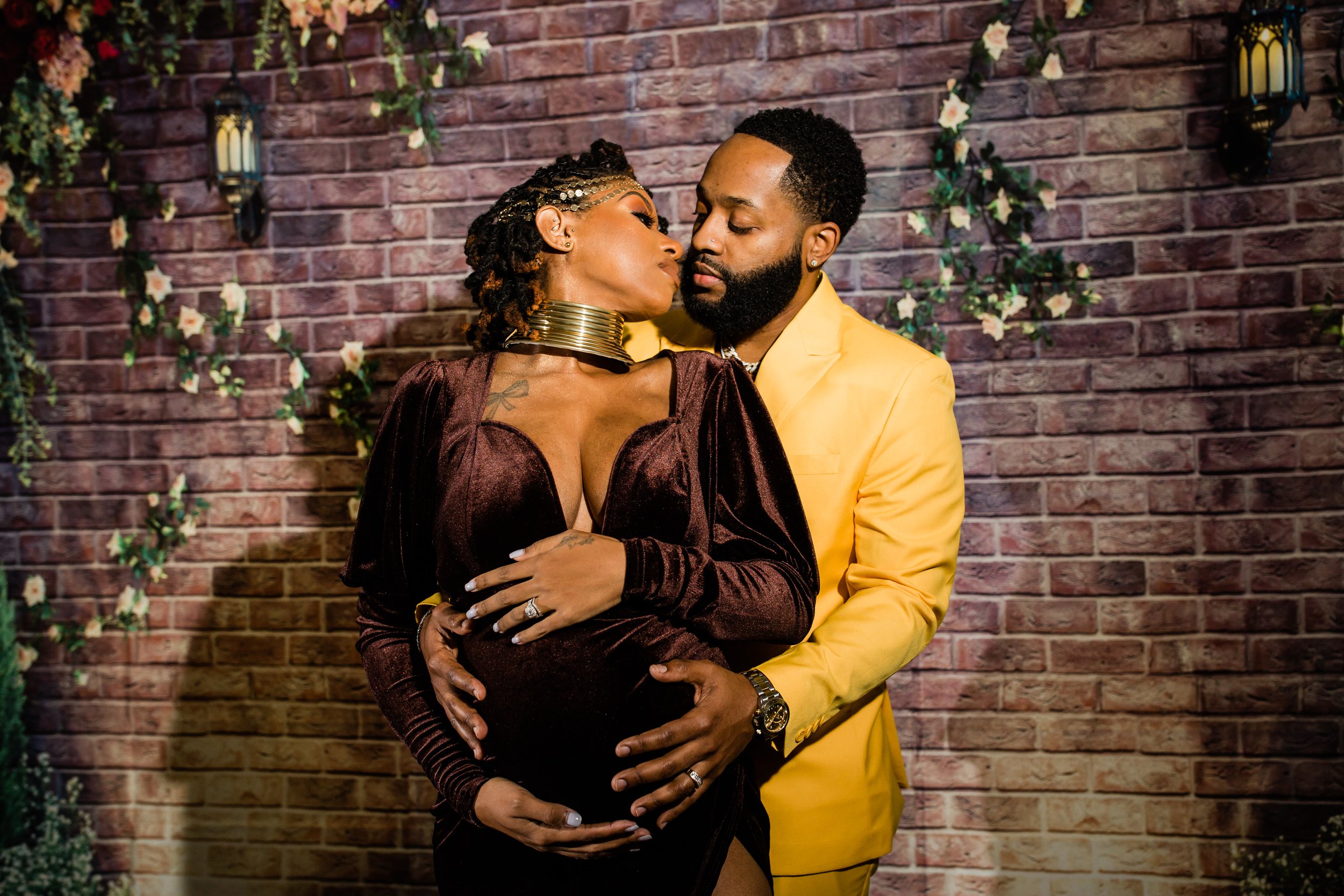 Yellow and Gold Maternity Session in Baltimore Maryland Best Black Maternity Photographers Megapixels Media Photography-10.jpg