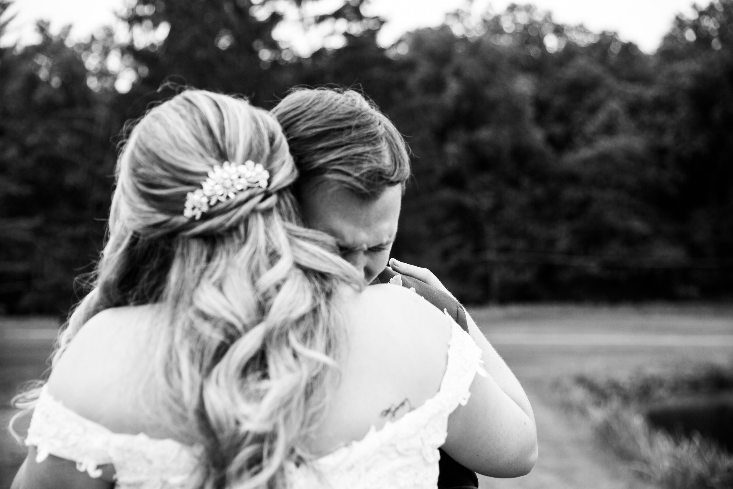 Best Wedding at Hunt Valley Country Club Creative Photographers Megapixels Media Photography-56.jpg