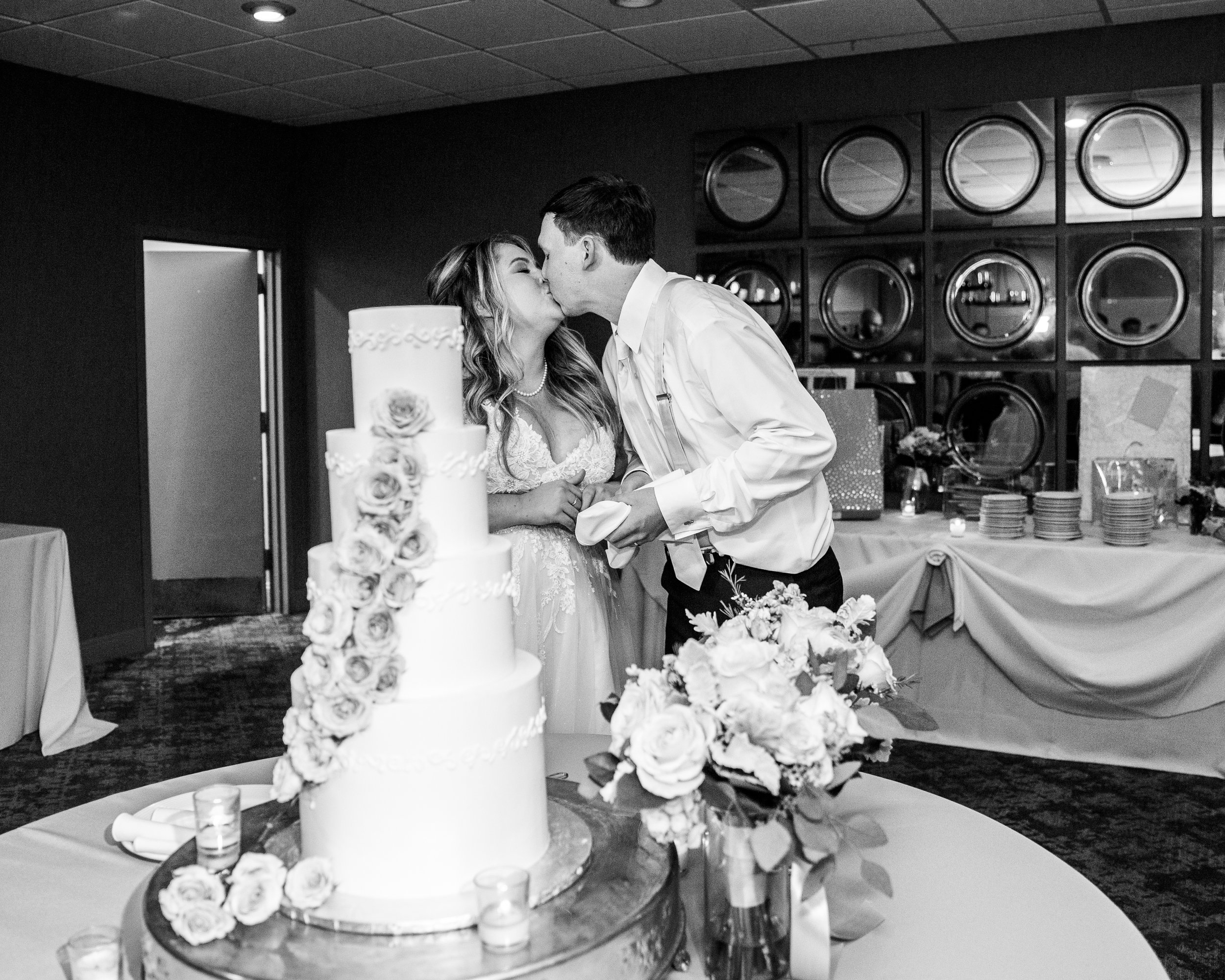 Best Wedding at Hunt Valley Country Club Creative Photographers Megapixels Media Photography-131.jpg