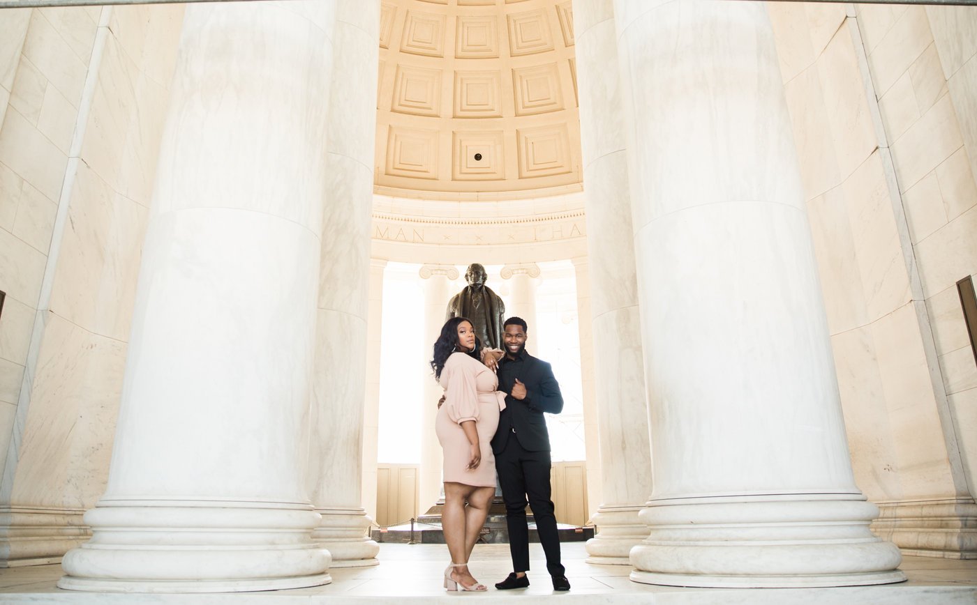 Jefferson Memorial Engagementsession-0042.jpg