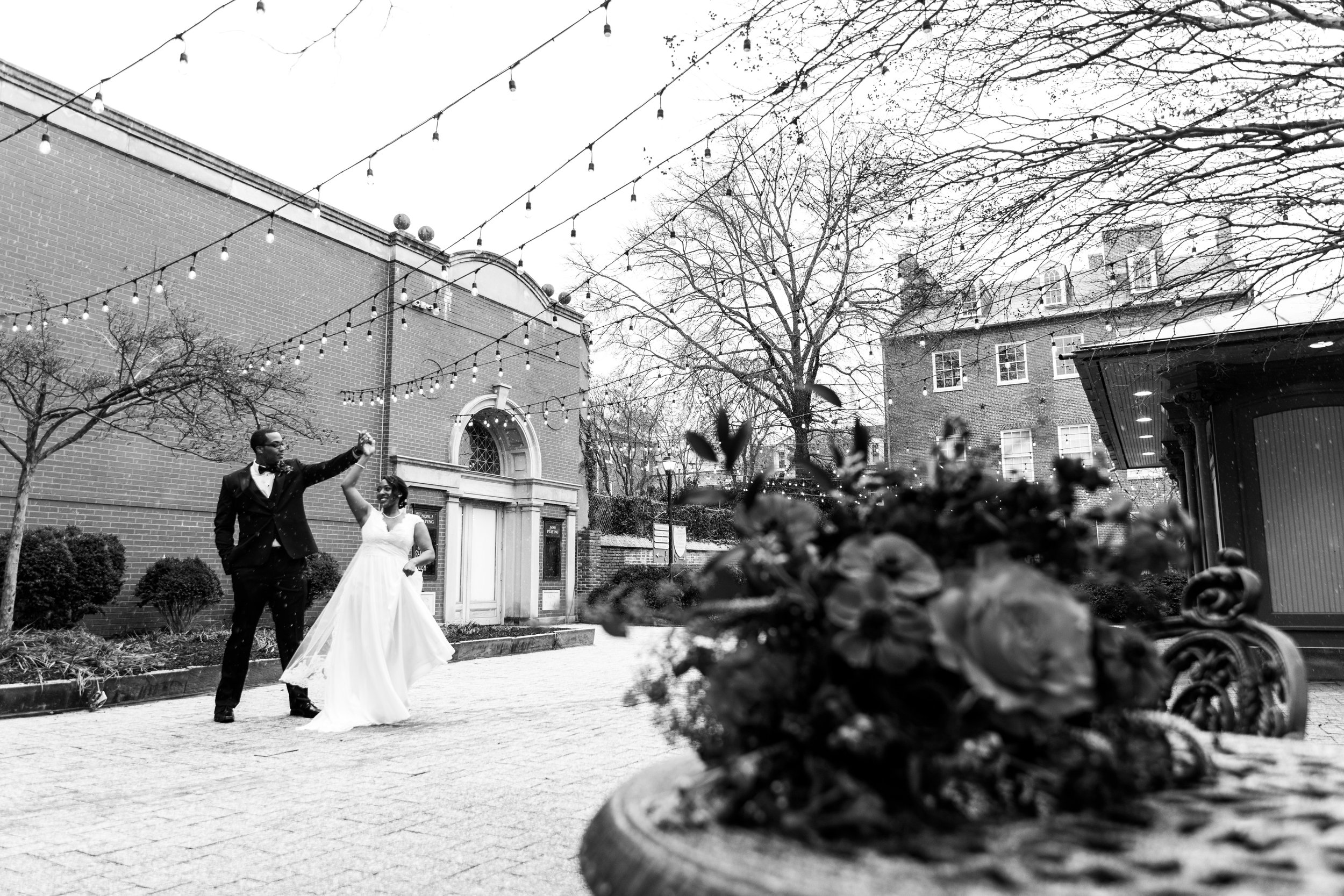 Snowy Winter Wedding at 1840's Plaza in Baltimore City Megapixels Media Photography-24.jpg