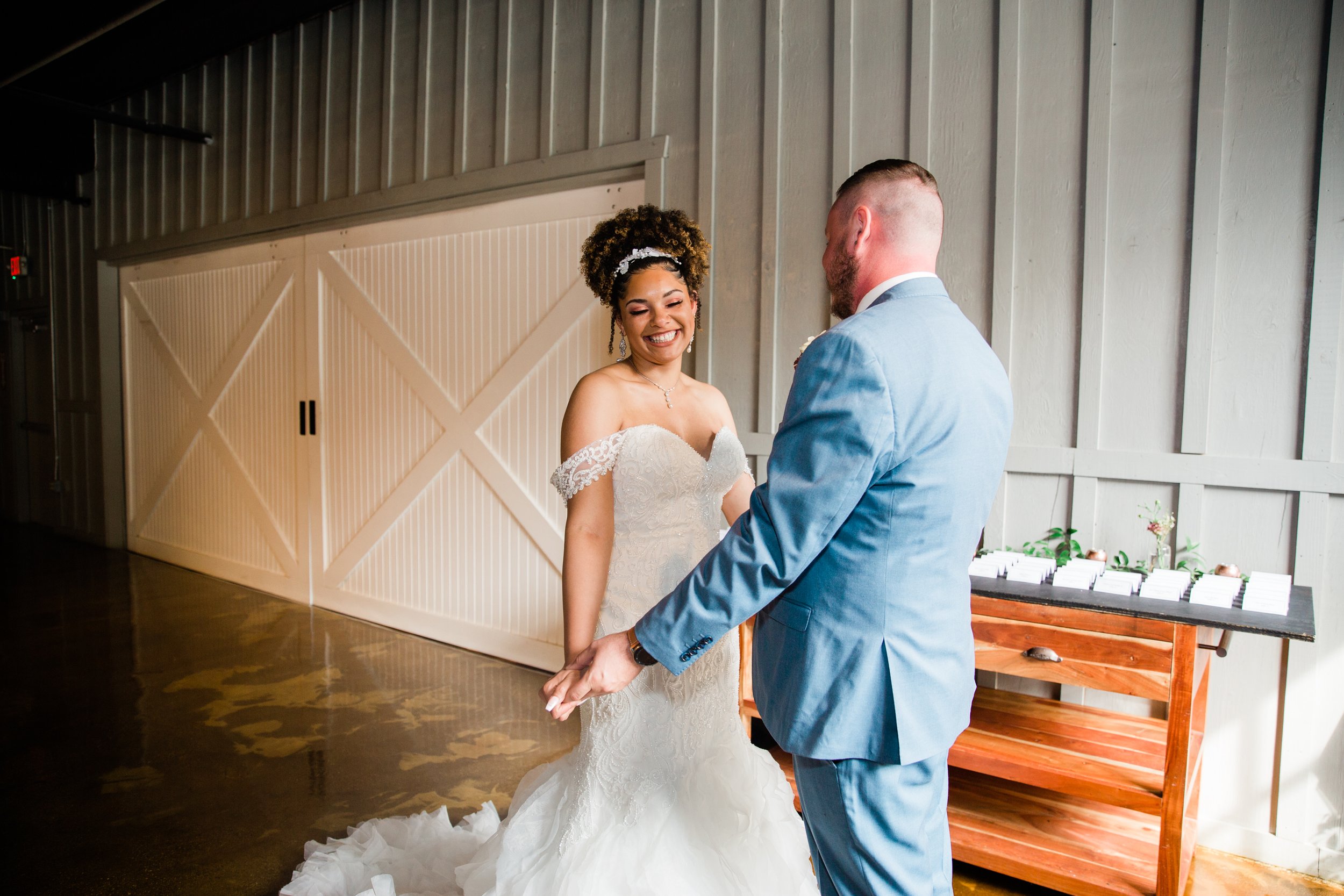 Stunning Neutral Wedding at Main Street Ballroom in Ellicott City Megapixels Media Photography Fetewell-40.jpg