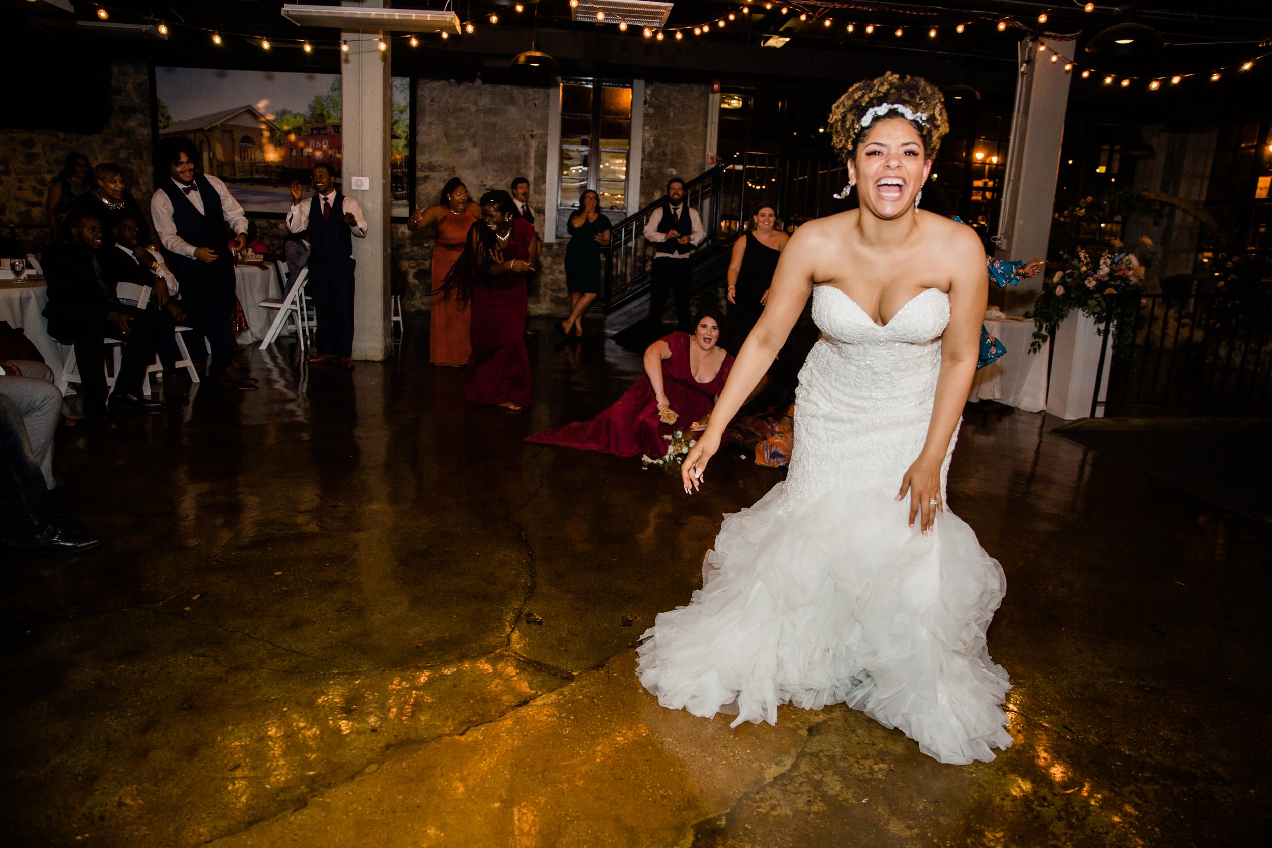 Stunning Neutral Wedding at Main Street Ballroom in Ellicott City Megapixels Media Photography Fetewell-126.jpg