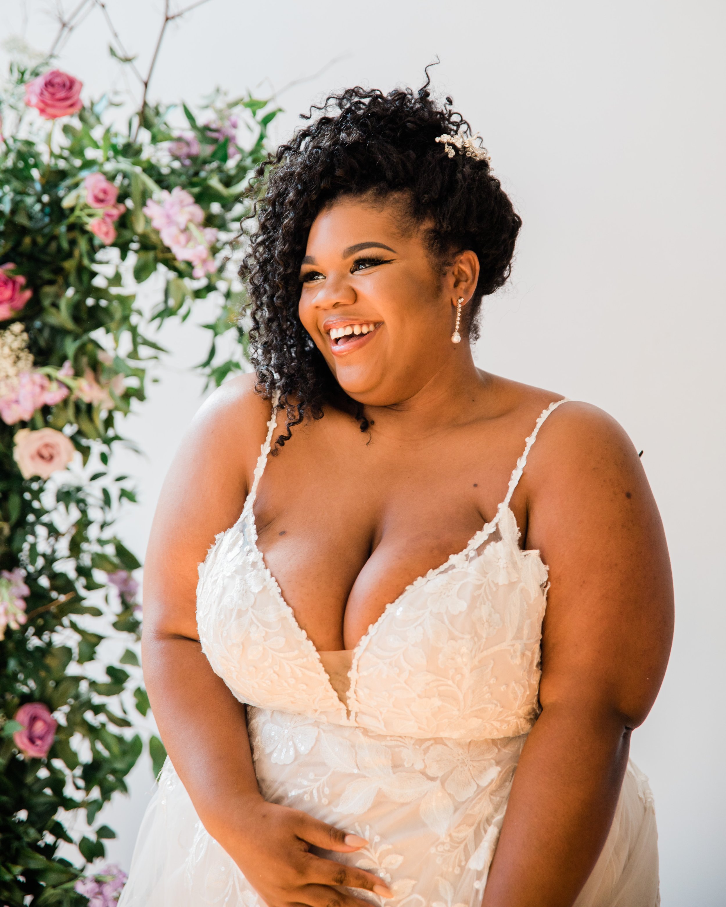 Beautiful Black Curvy Bride Posing Tips Megapixels Media Elite Design House-1.jpg