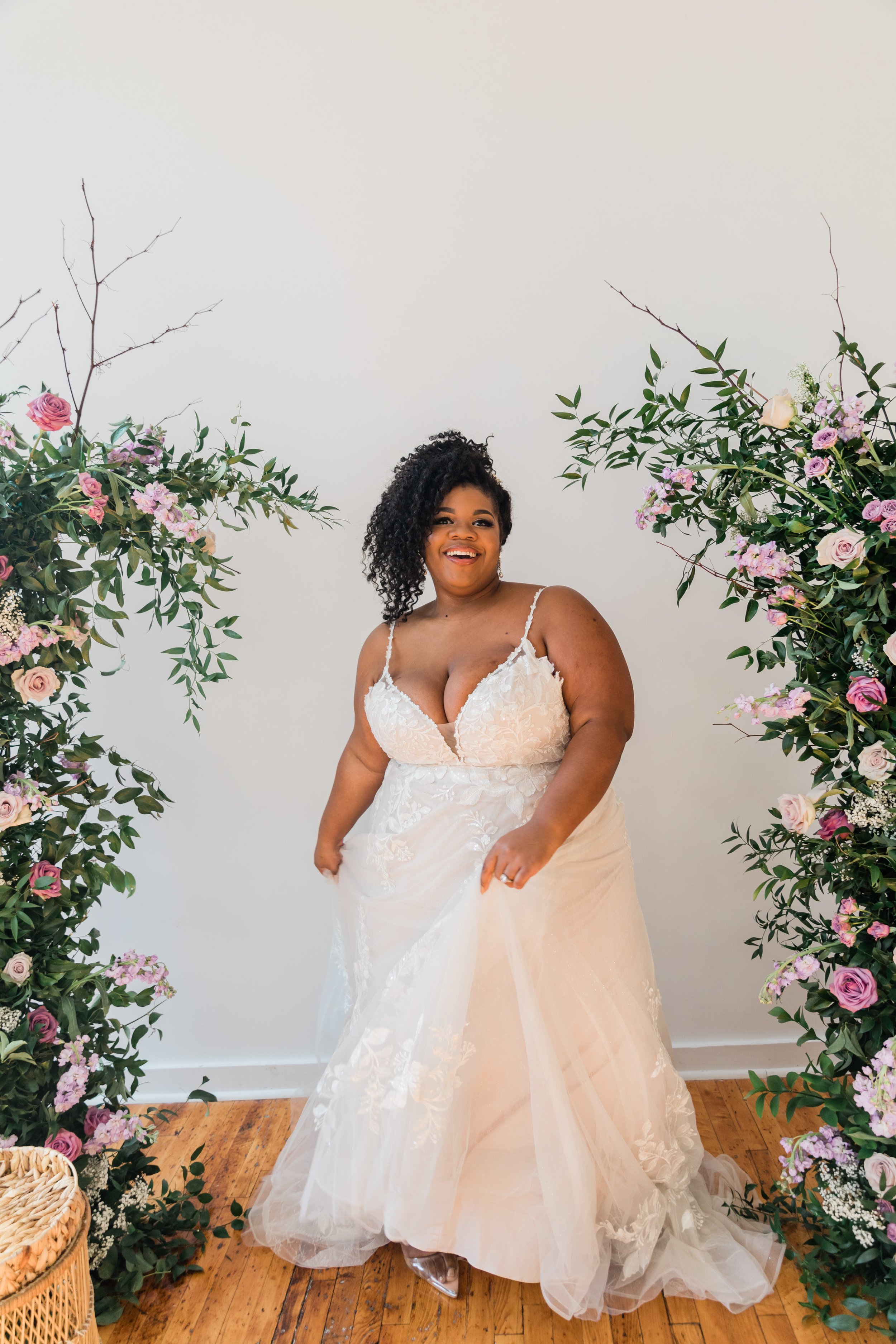 Beautiful Black Curvy Bride Posing Tips Megapixels Media Elite Design House-10.jpg