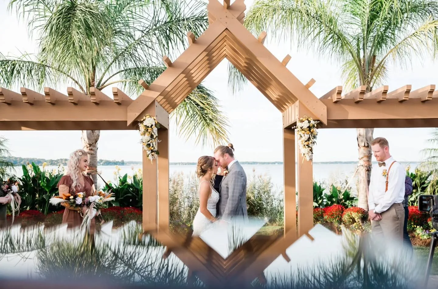 Happy 5th Year Wedding Anniversary Callai and Austin!! We love seeing your beautiful family grow, year after year. Wishing you many more years of light and love 💫 Love Deeply,
Megan + Garrett
#megapixelsmedia.com 
.
.
.
.
#marylandweddingphotographe