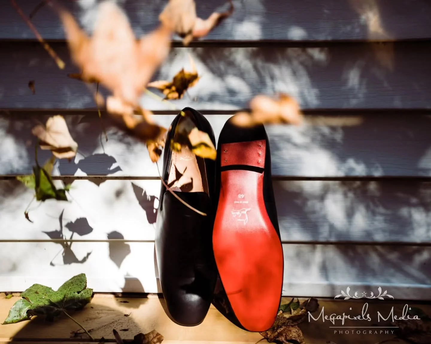 Step into the season with intention 🍁✨️ Fall mini Sessions are Now Open!
Reserve your spot today before they're gone!
#MegapixelsMedia.com
.
.
.
.
#baltimorefamilyphotographer #baltimorecouple #baltimorematernityphotographer #baltimoreweddingphotogr