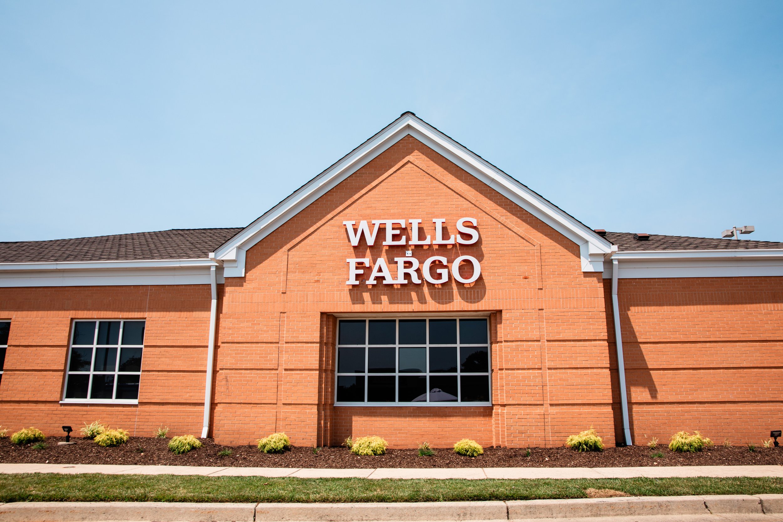 Megapixels Media Photography Wells Fargo Baltimore Ribbon Cutting Ceremony-1.jpg