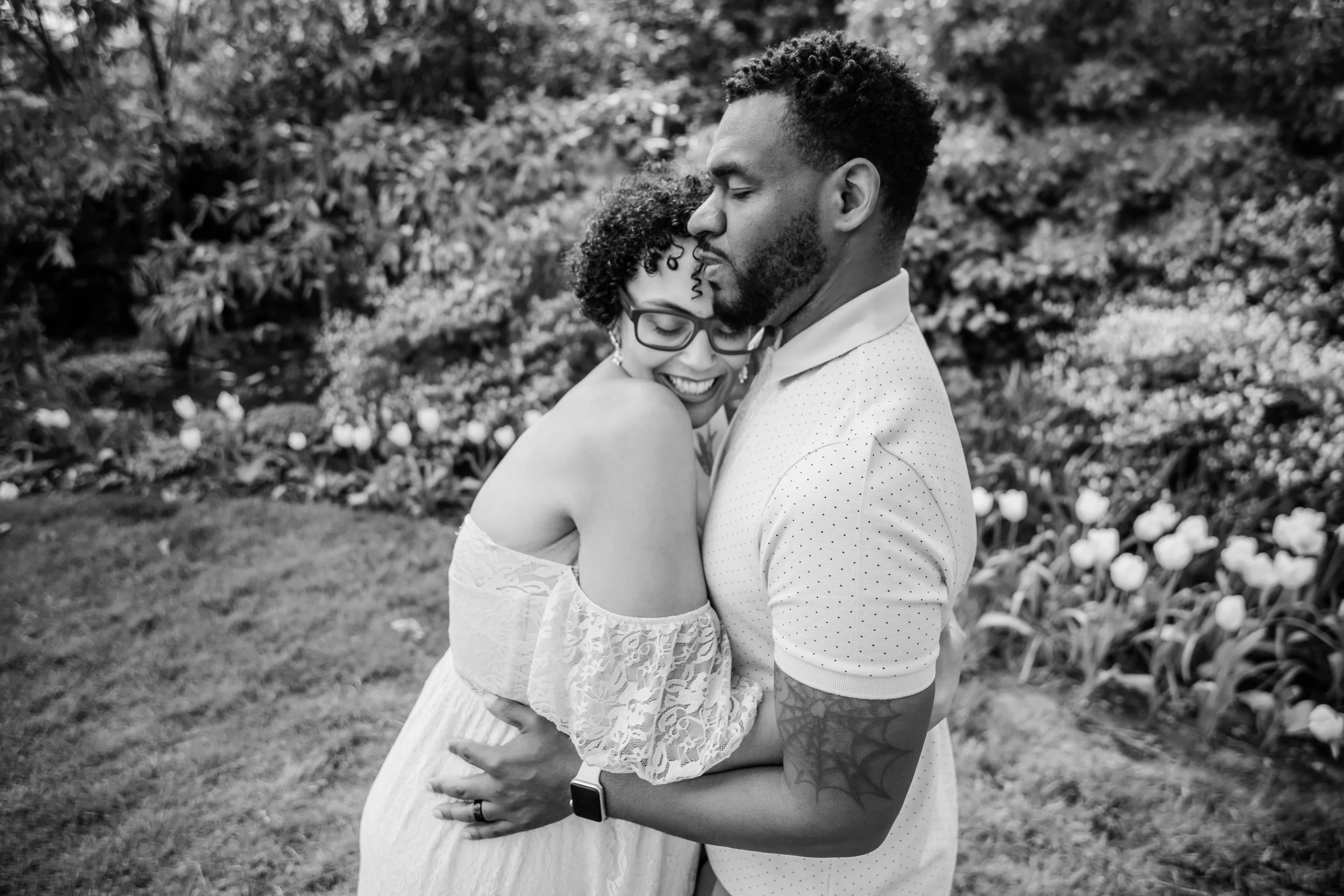 Best Maternity and Family Photographer in Baltimore is Megapixels Media Photography Sherwood Gardens-47.jpg