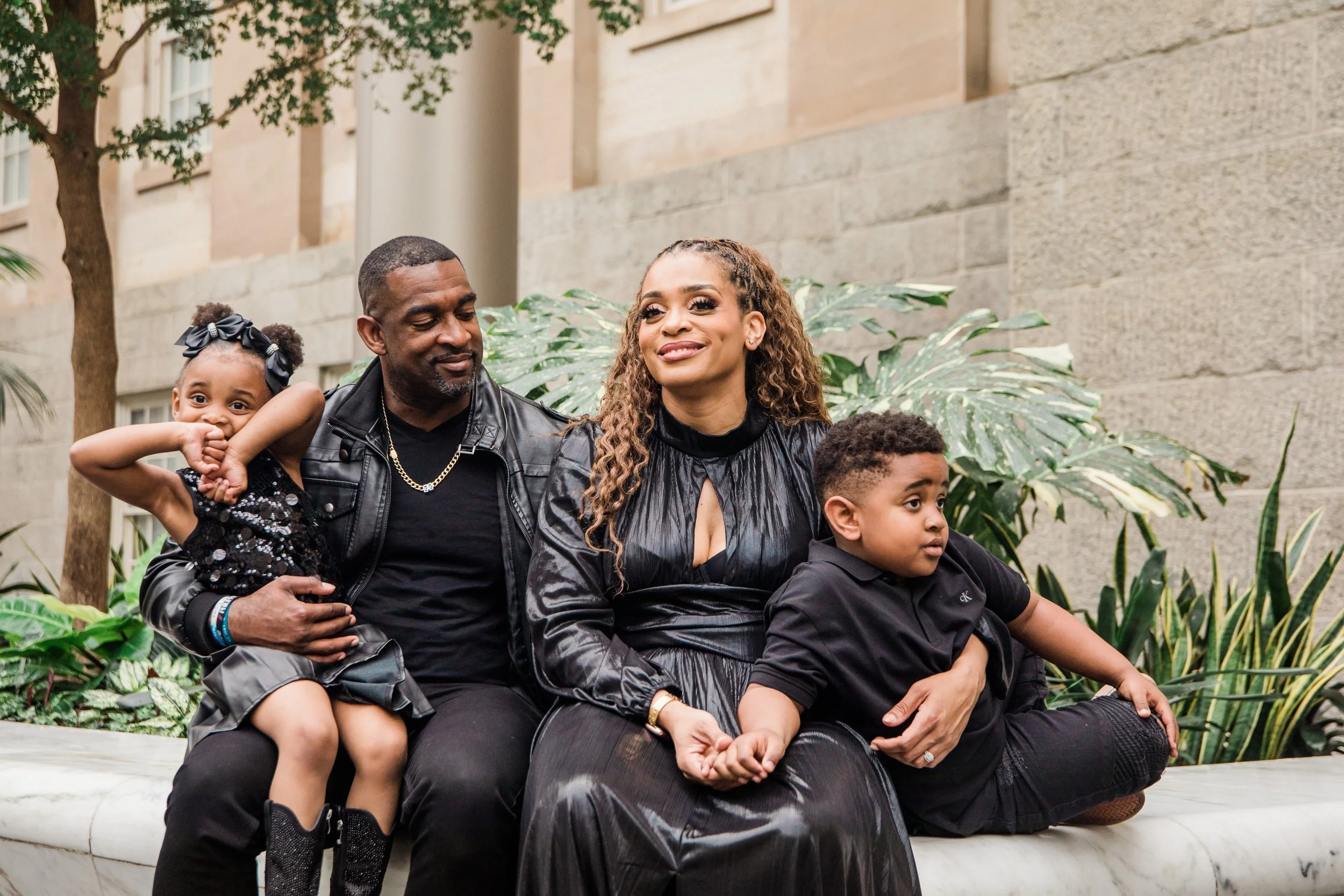 From Anniversary Tradition to Family Legacy | National Portrait Gallery Family Session