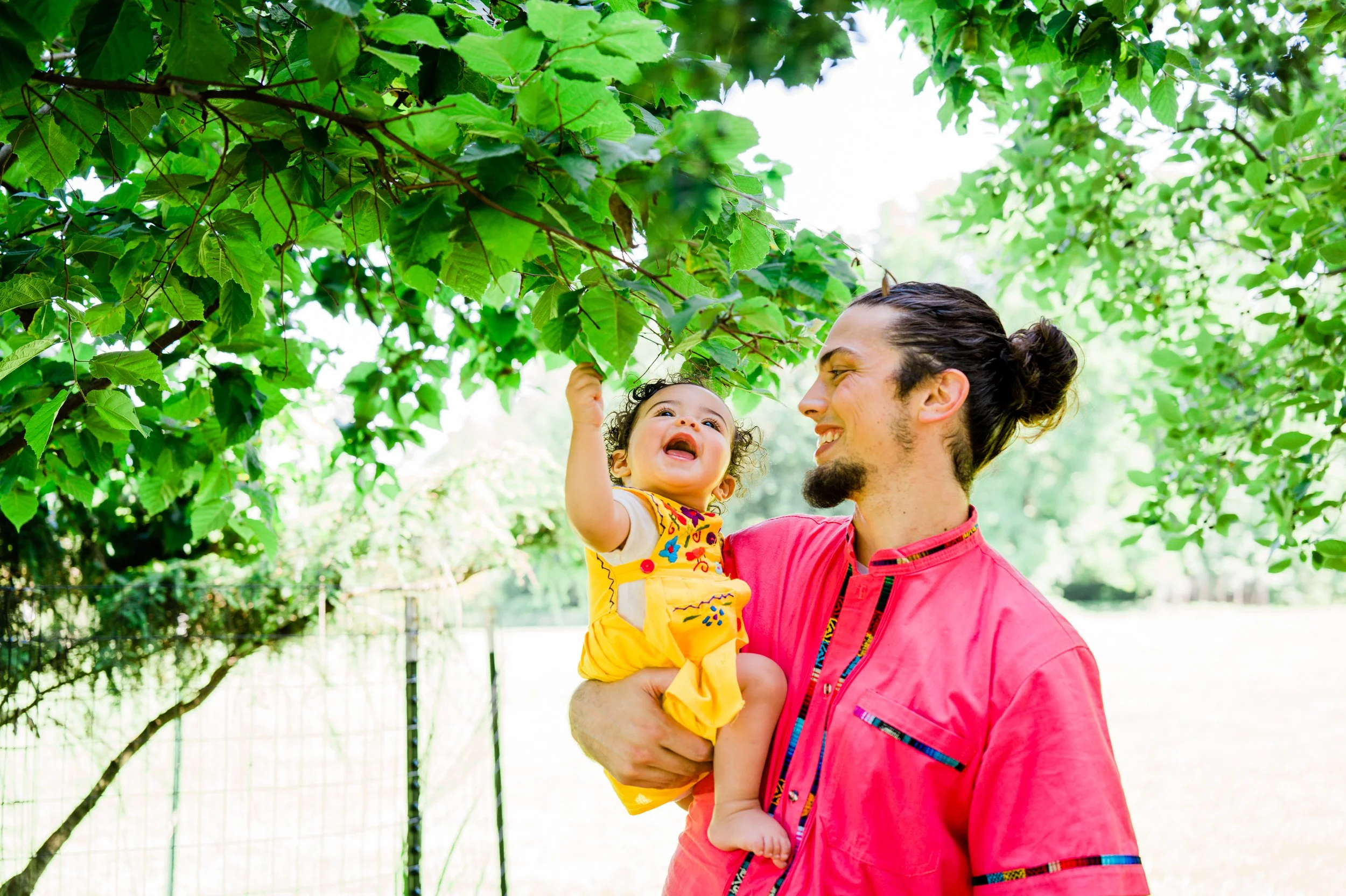 Cute Family Photography Ideas at Cylburn Arboretum Megapixelsm Media -27.jpg