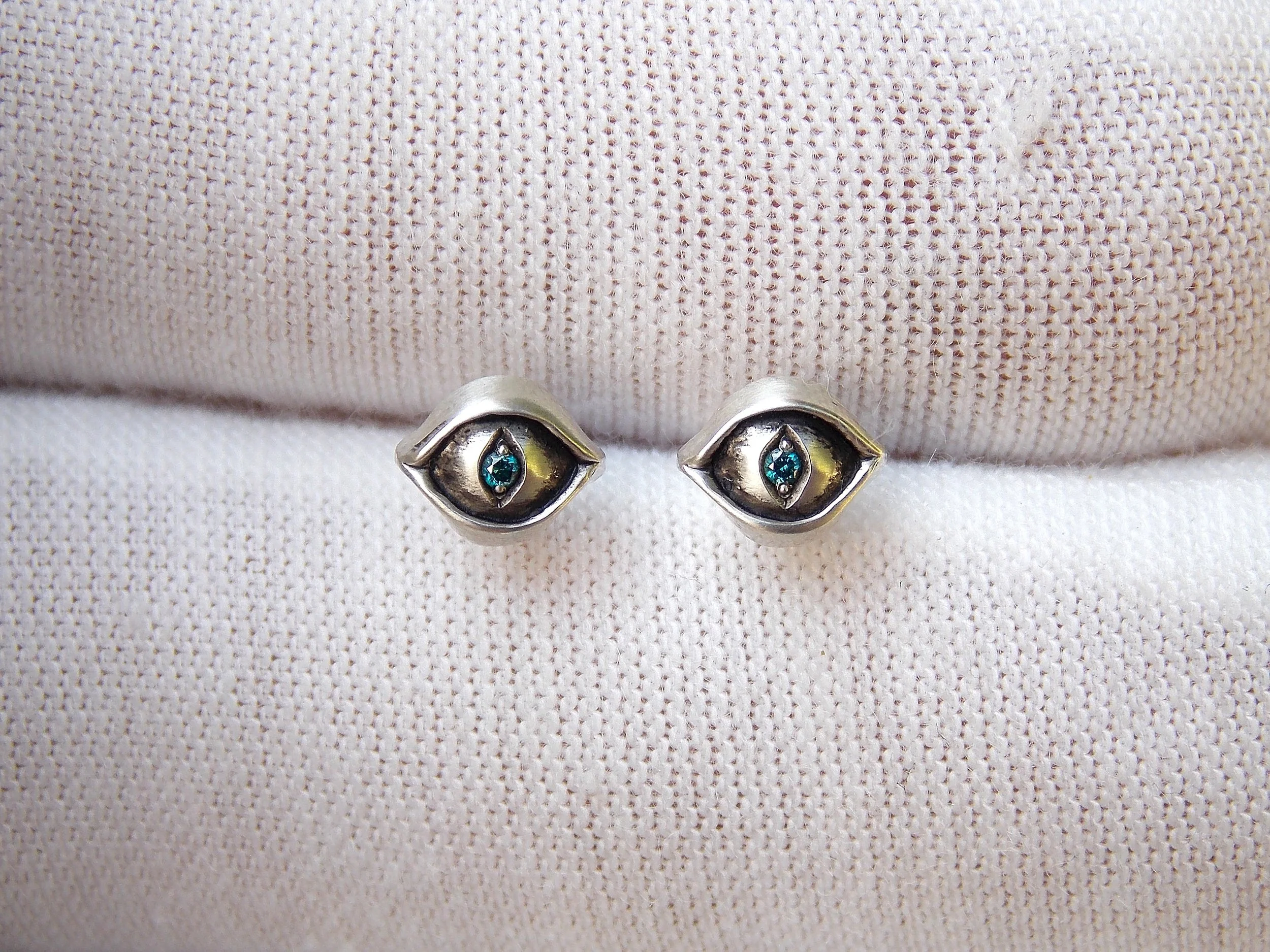 All Eyes On Me Stud Earring
