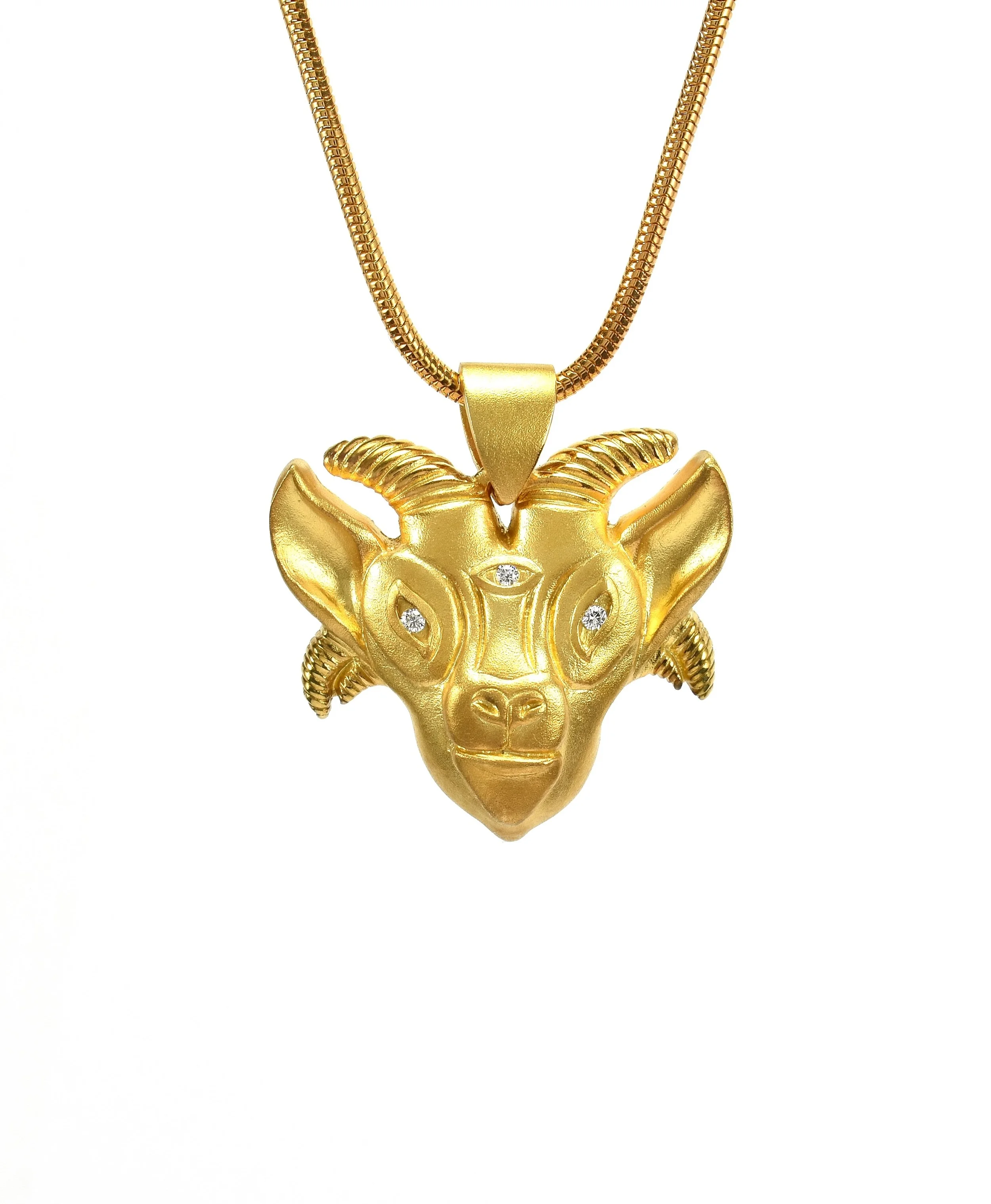 Golden Goat head on .JPG
