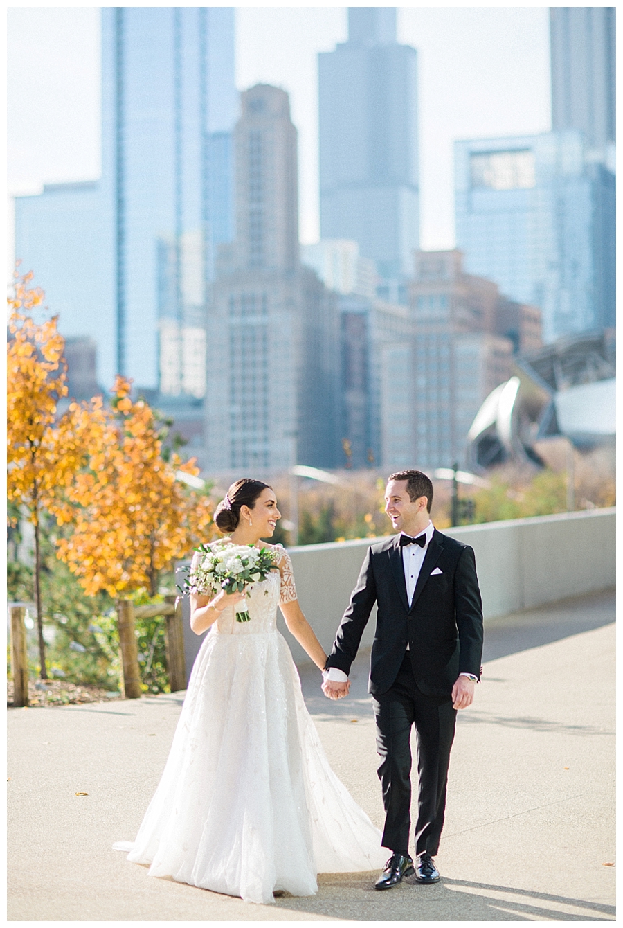 fine art photography of bride and groom at Maggie Daley Park, Chicago