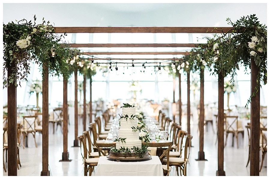 luxury floral design for Milwaukee Art Museum wedding