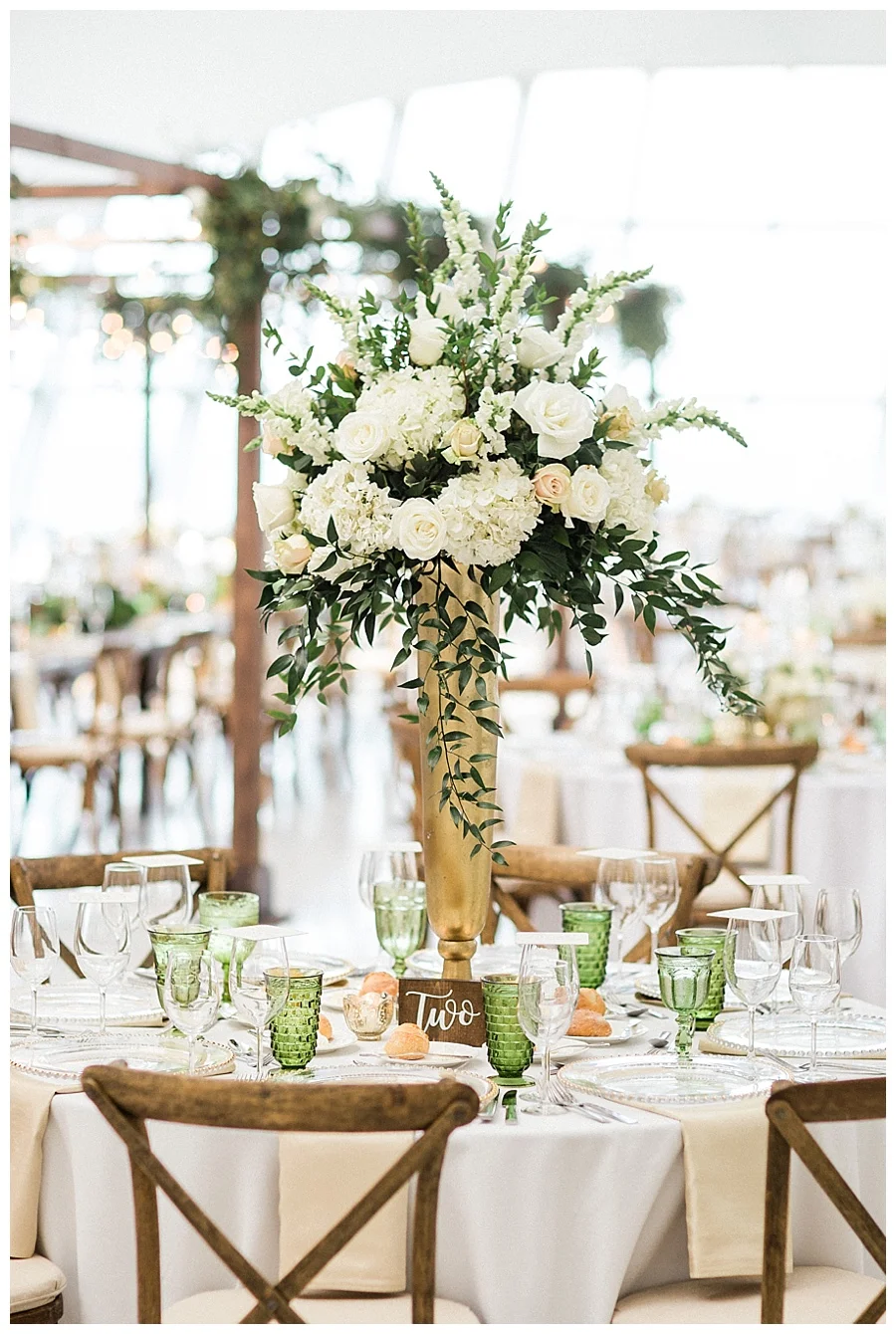 luxury floral design for Milwaukee Art Museum wedding