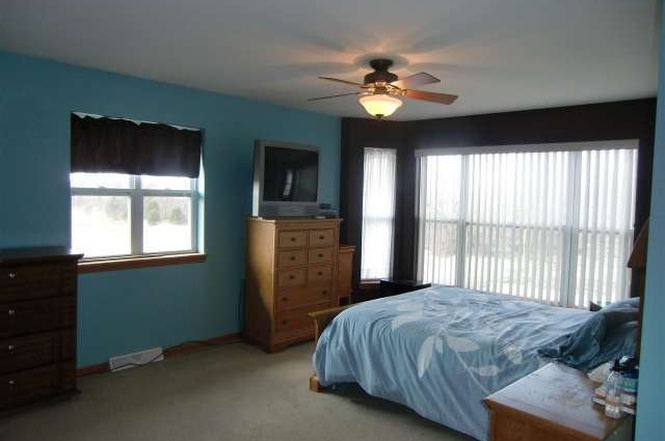 1056 listing5.jpg